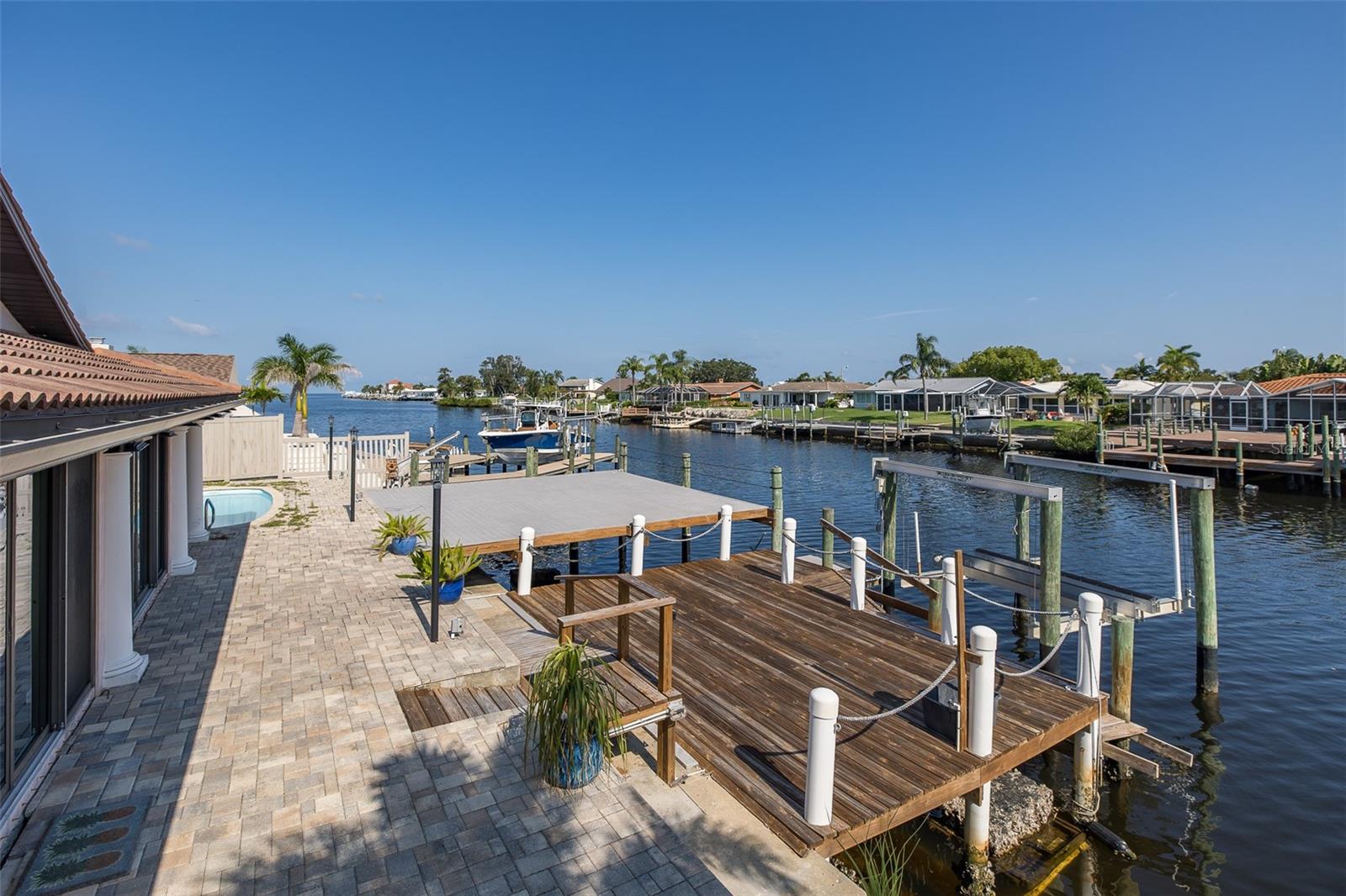 Listing photo id 42 for 3841 Rudder Way