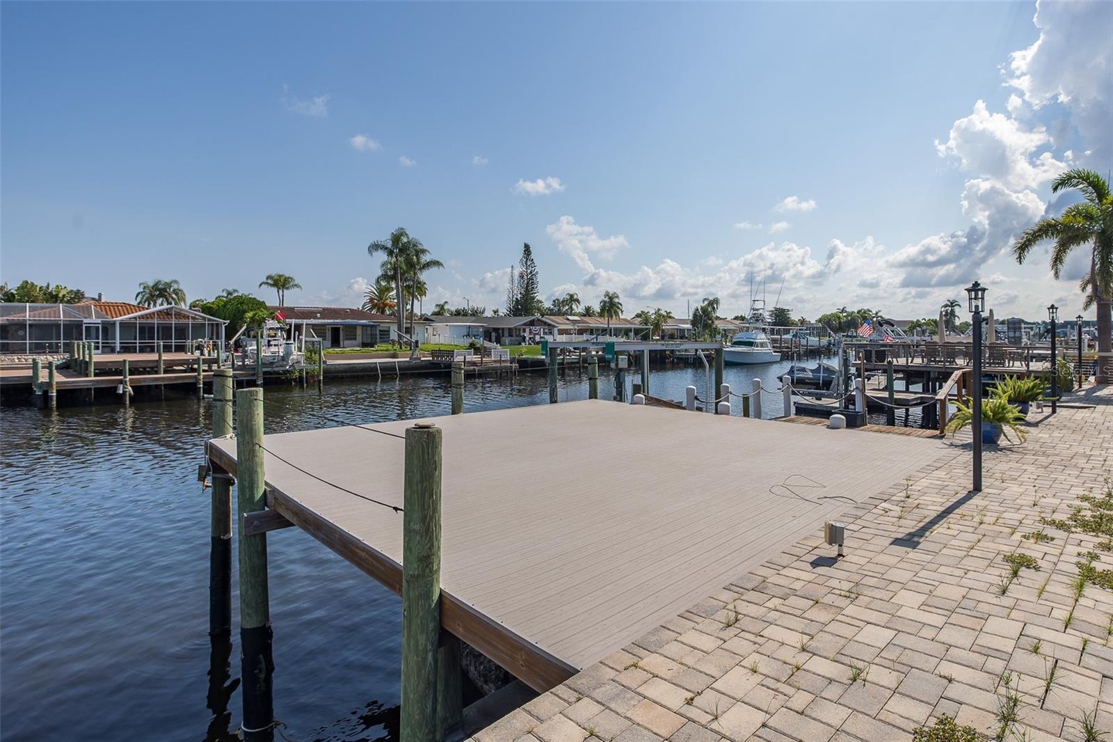 Listing photo id 44 for 3841 Rudder Way