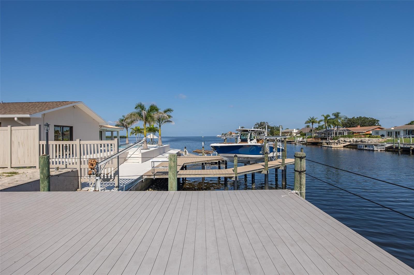 Listing photo id 45 for 3841 Rudder Way