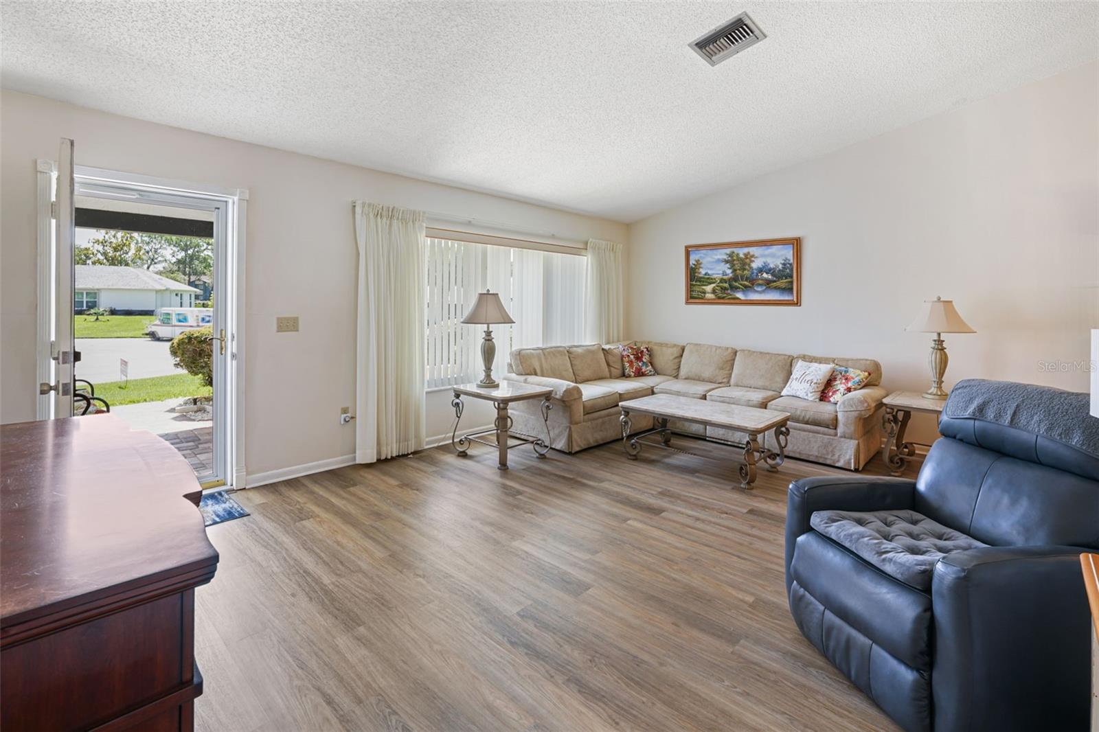 Image 12 of 47 For 7425 Leith Court