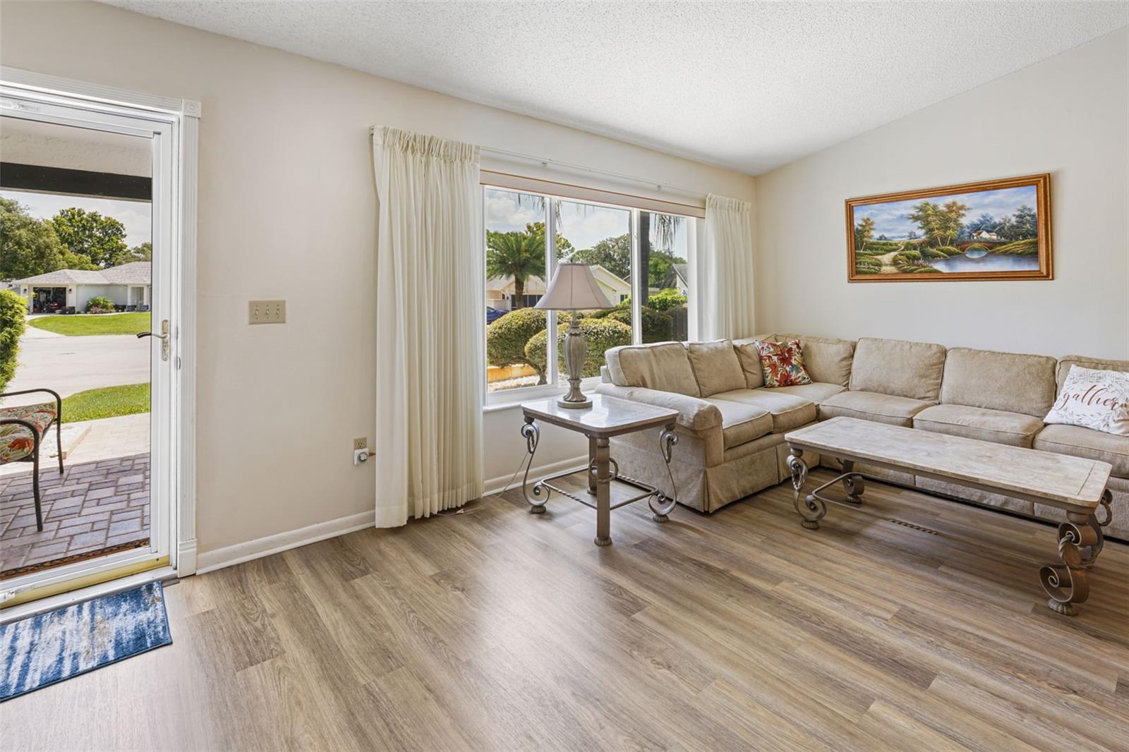 Image 14 of 47 For 7425 Leith Court