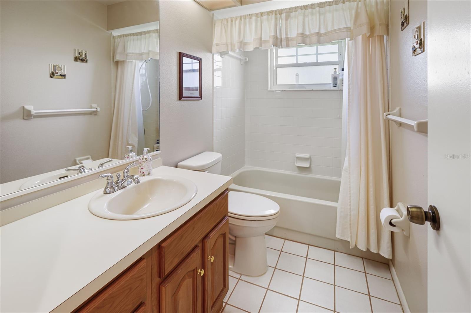 Image 25 of 47 For 7425 Leith Court