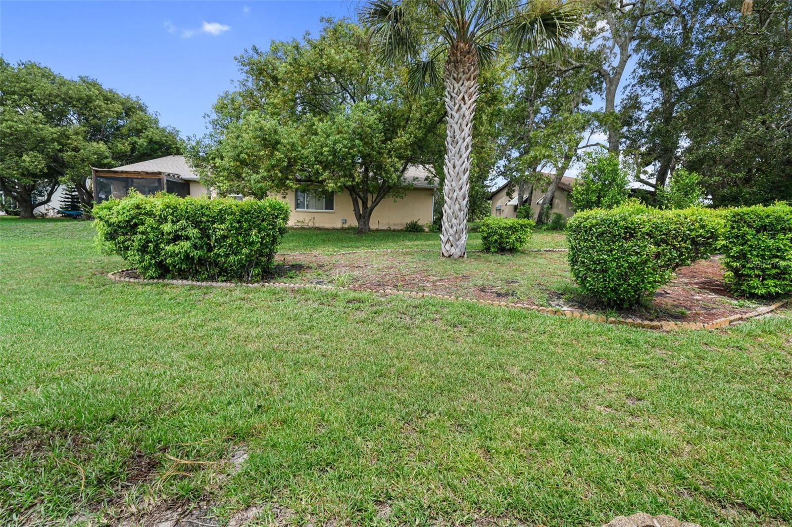 Image 39 of 47 For 7425 Leith Court