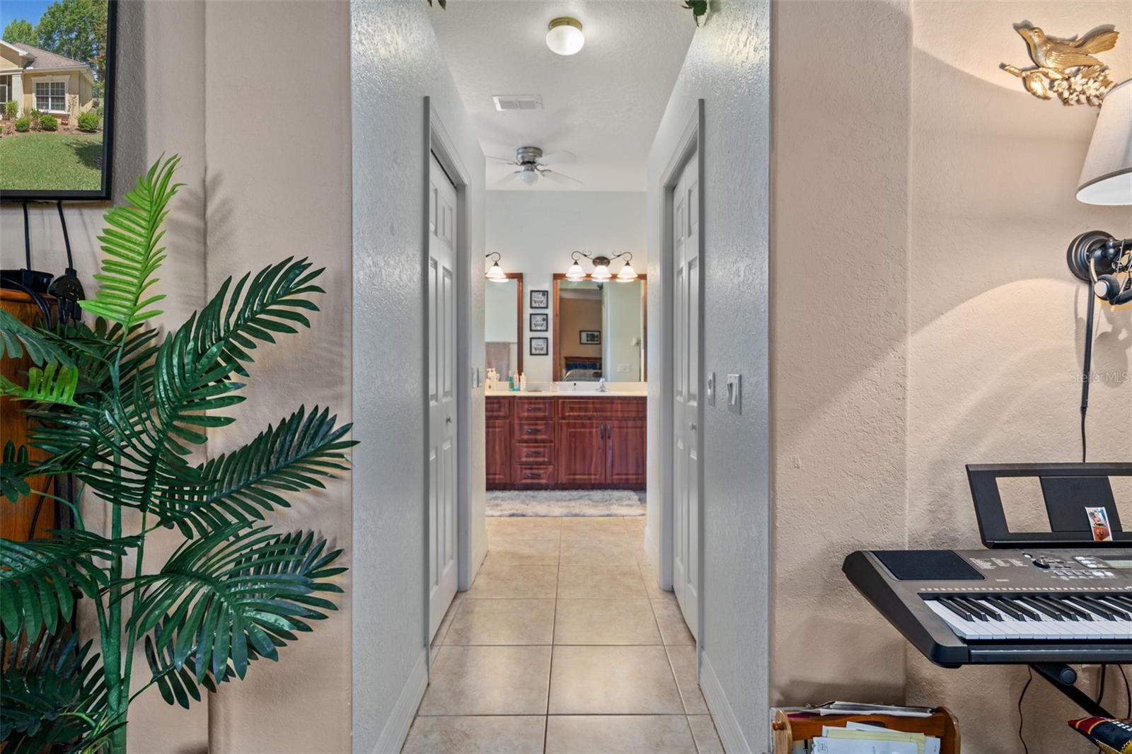 Listing photo id 27 for 5248 Esplande Court