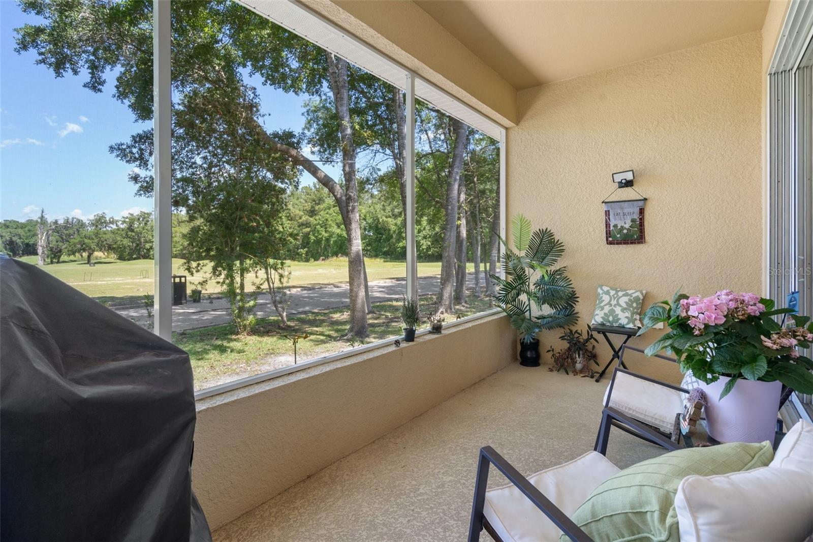 Listing photo id 34 for 5248 Esplande Court