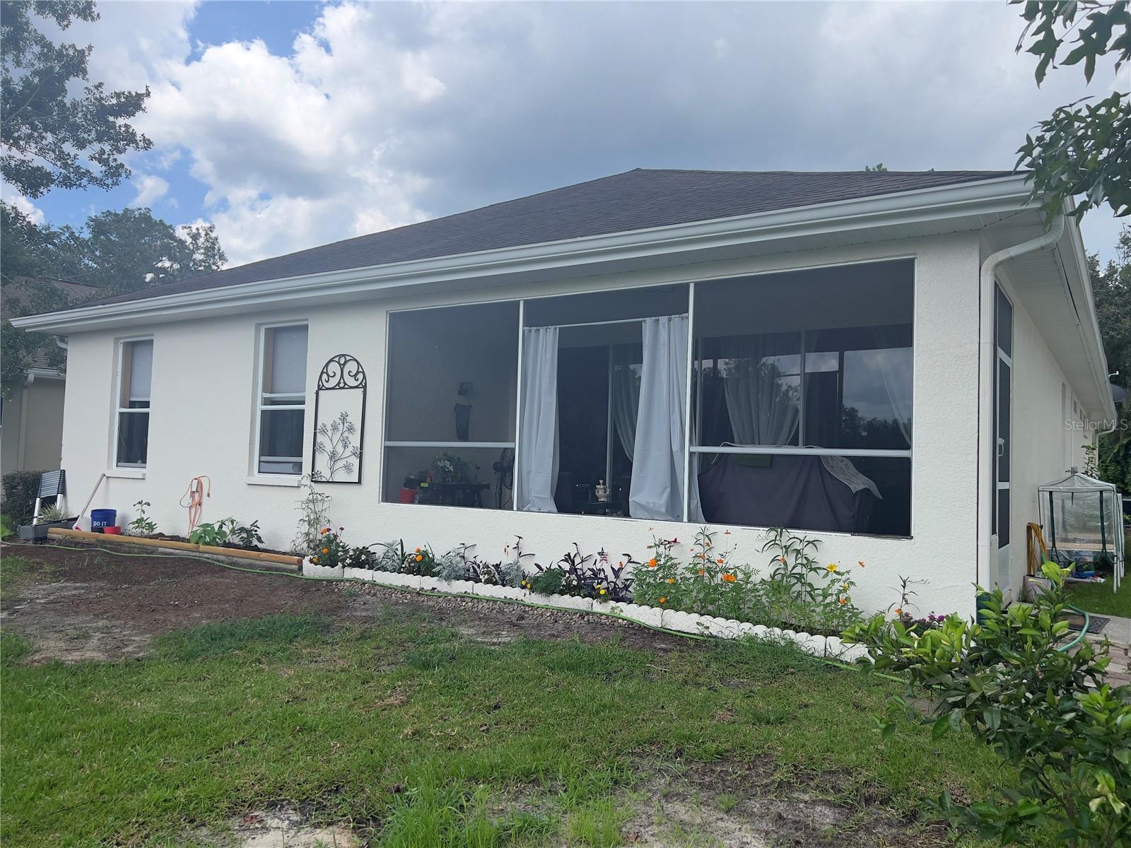 Listing photo id 38 for 5248 Esplande Court