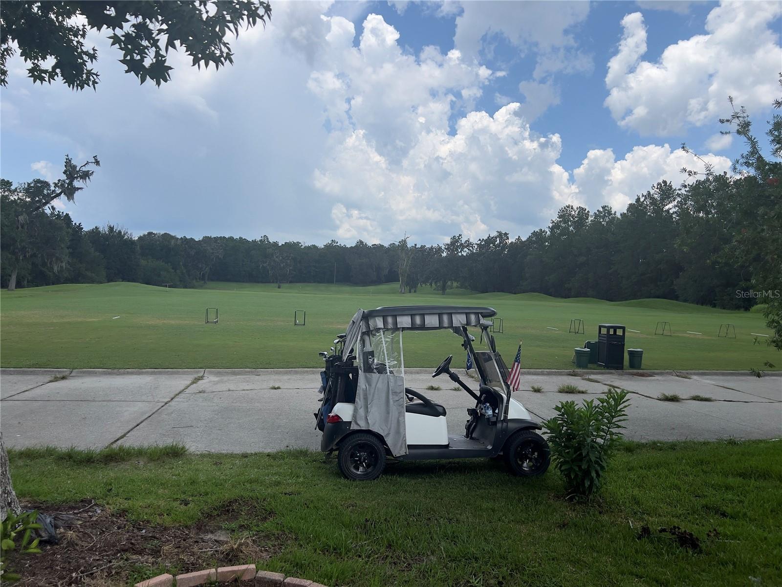 Listing photo id 43 for 5248 Esplande Court