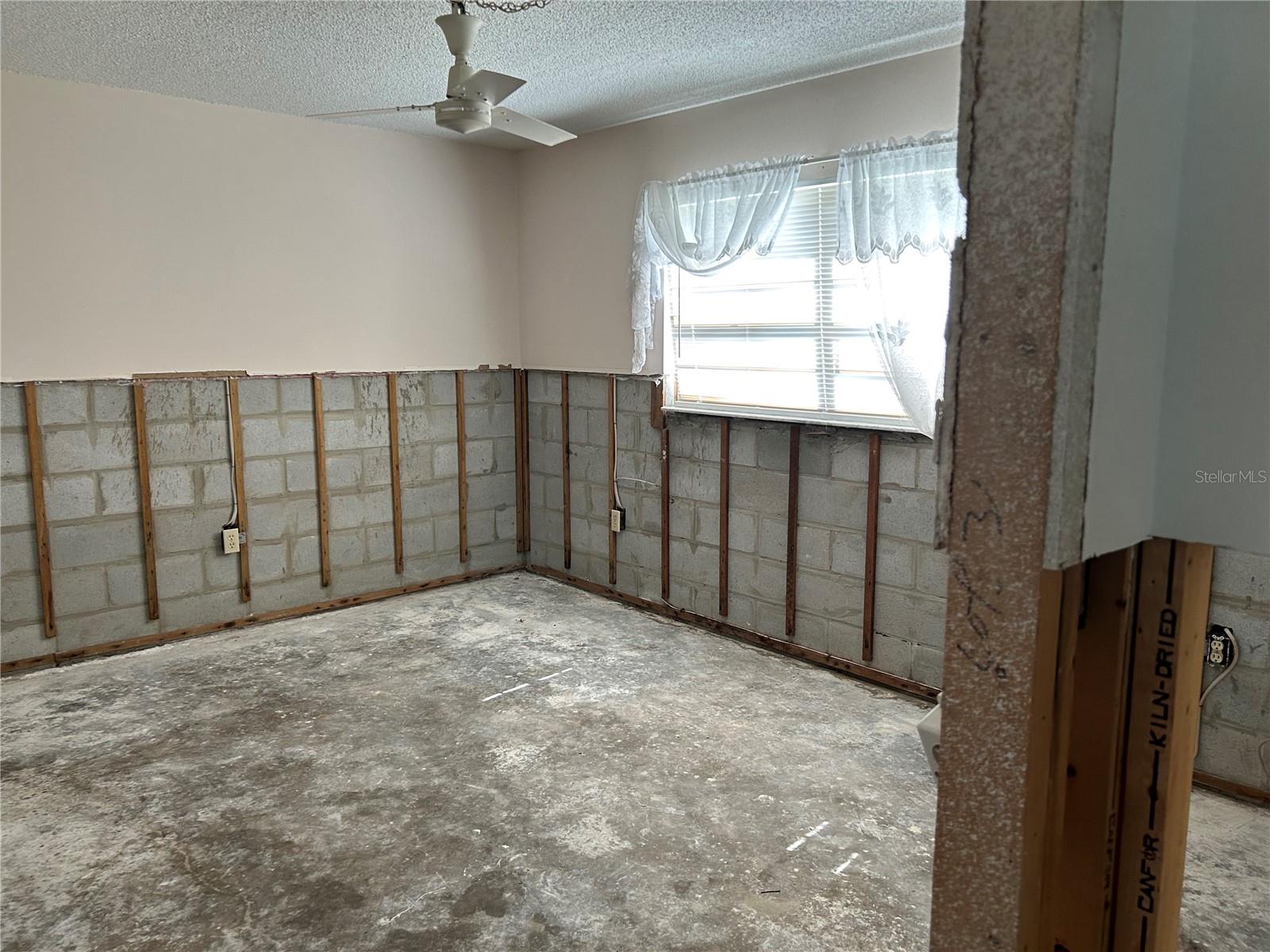 Image 10 of 10 For 8316 Needles Drive