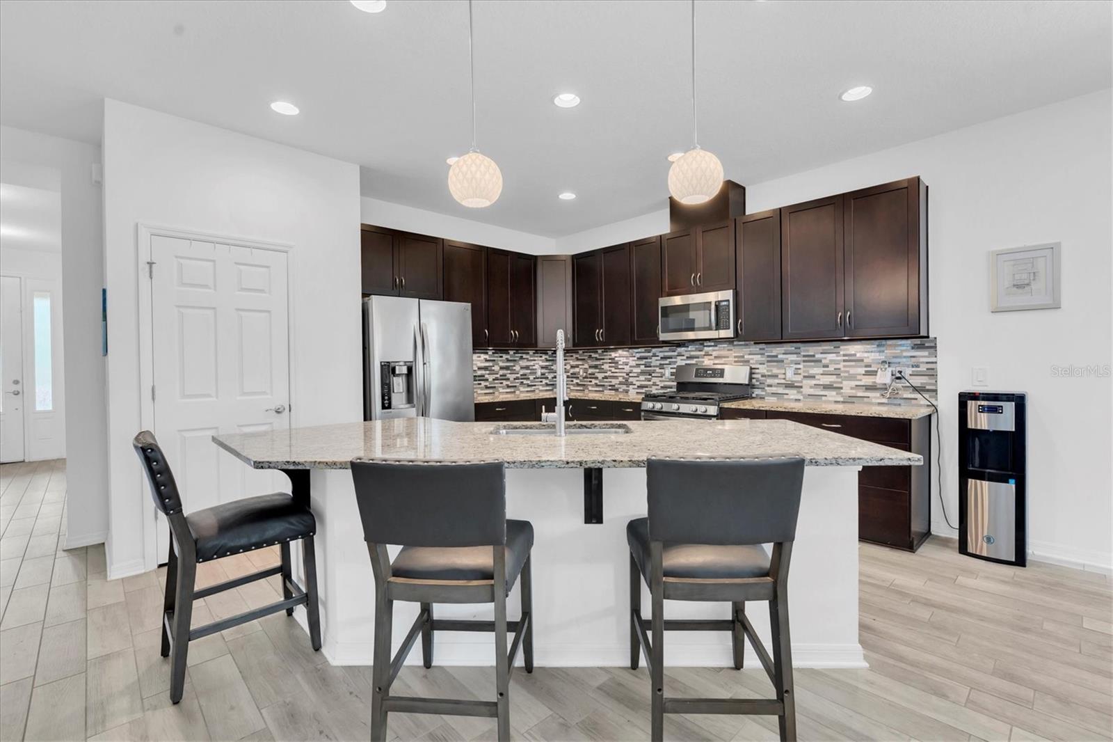 Image 20 of 60 For 13413 Batten Lane