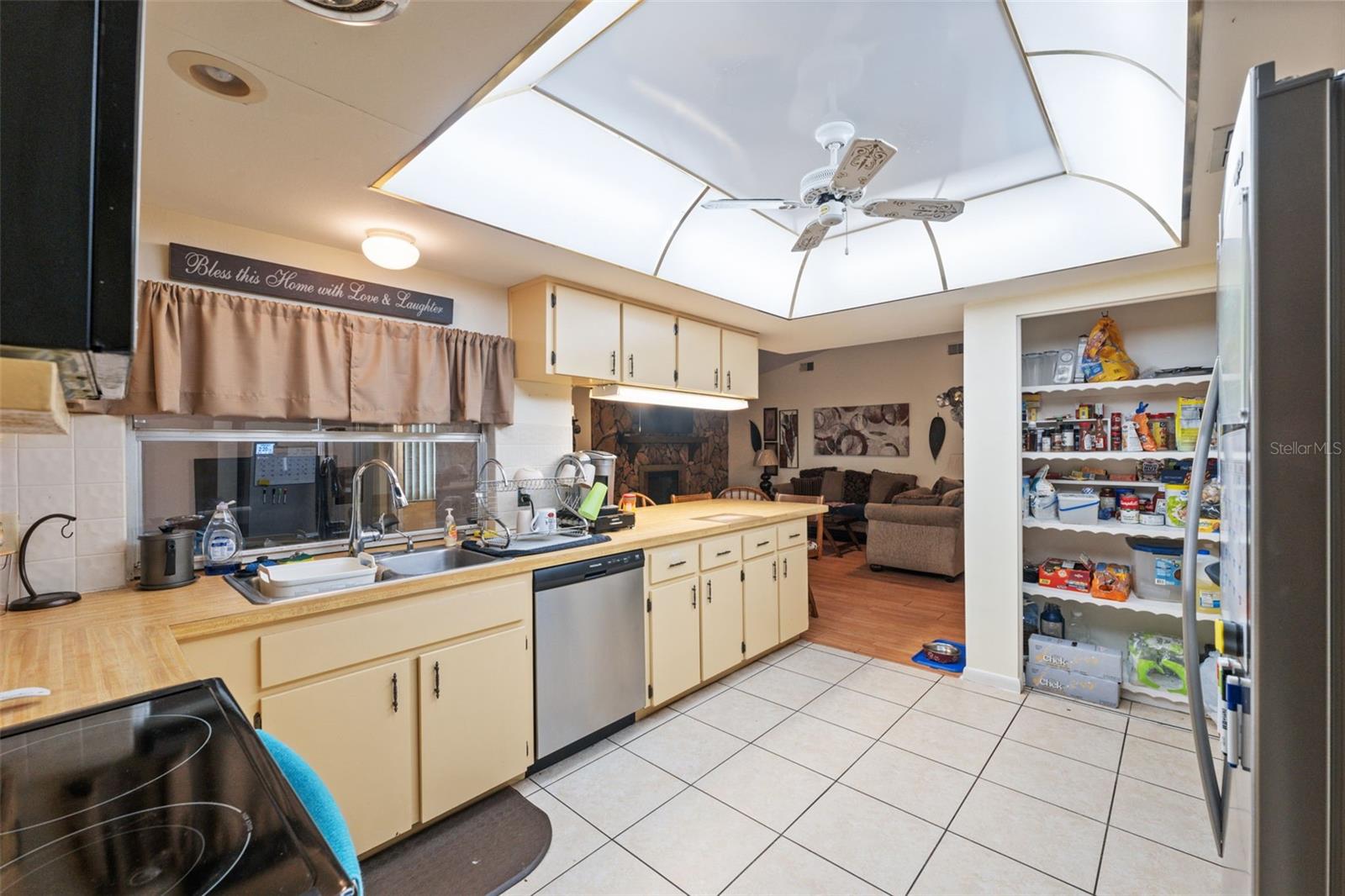 Image 16 of 47 For 7612 Valley Court