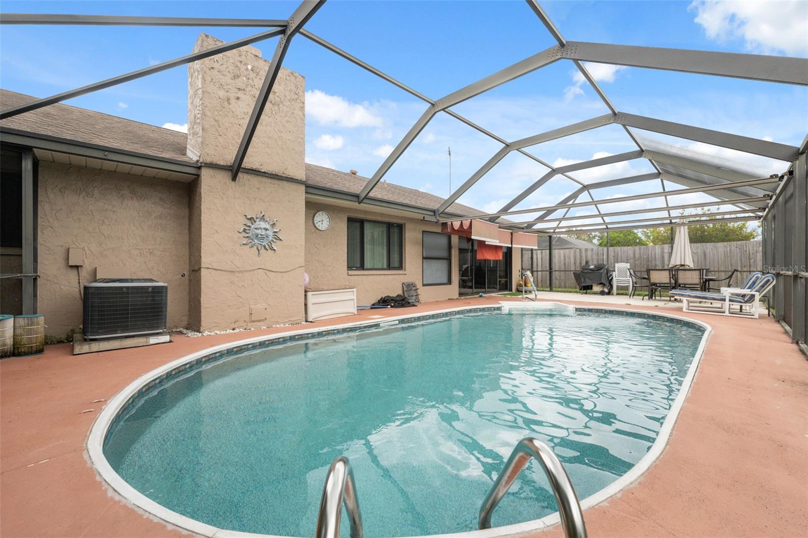 Image 33 of 47 For 7612 Valley Court
