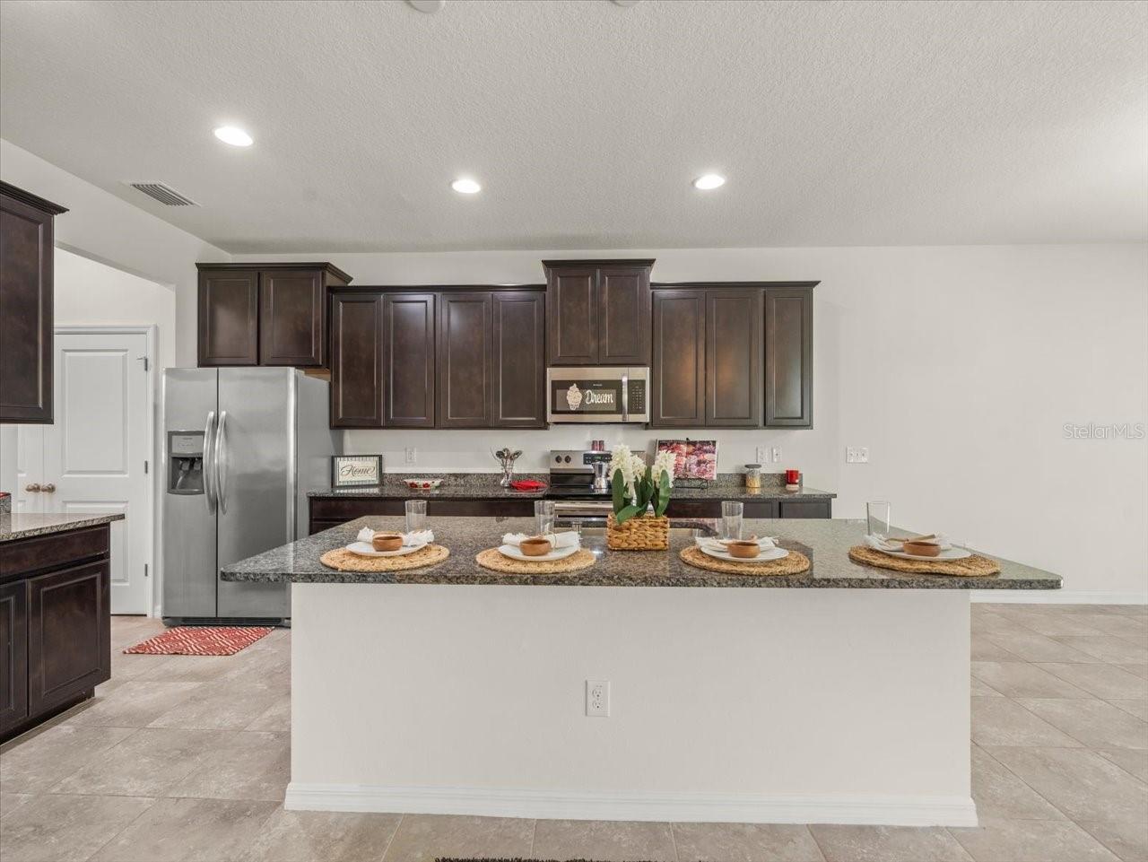 Image 14 of 62 For 5715 Hevena Court