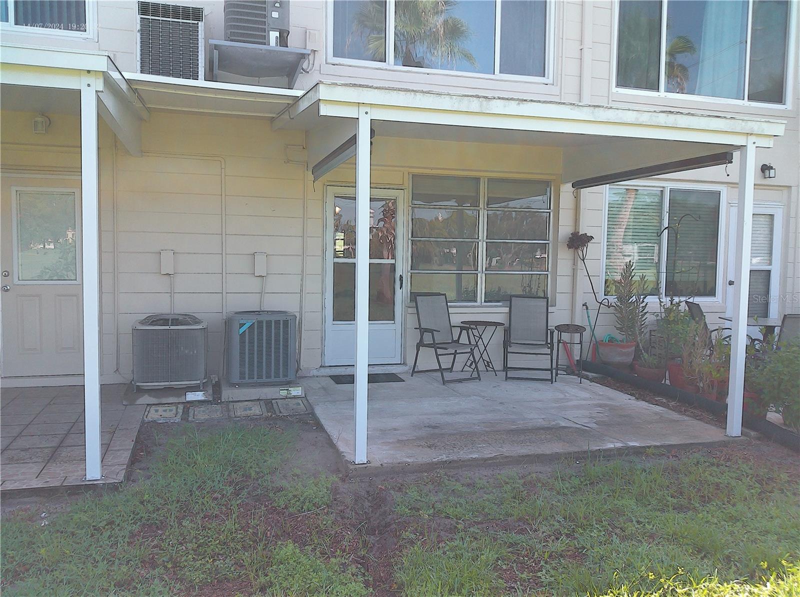 Image 37 of 67 For 2400 Franciscan Drive 8
