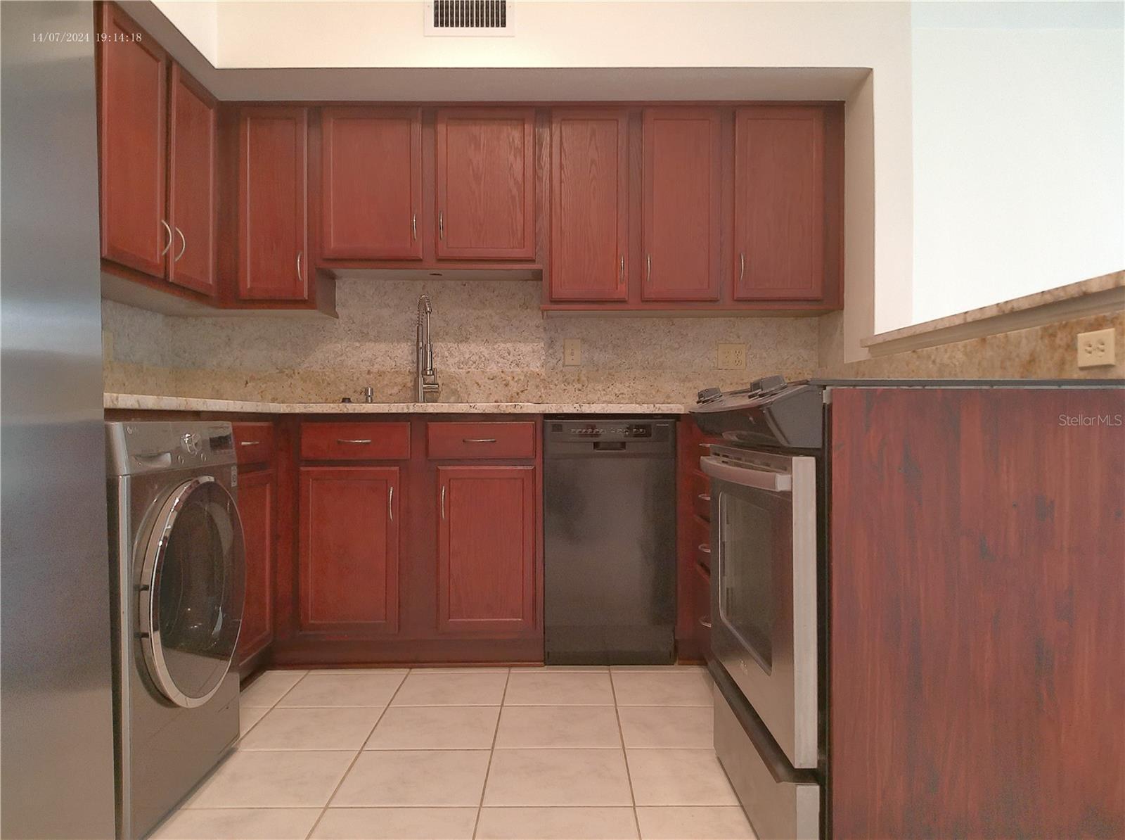 Image 8 of 67 For 2400 Franciscan Drive 8