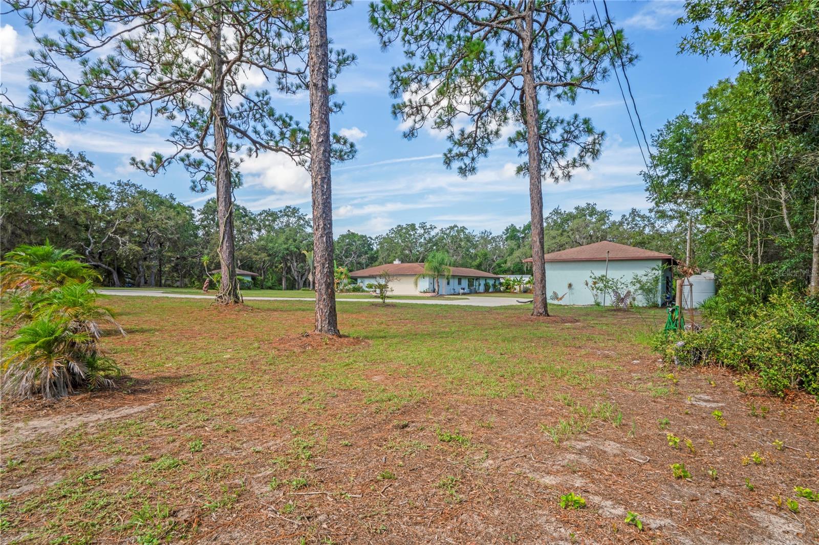 Image 22 of 100 For 17715 Fancy Lane