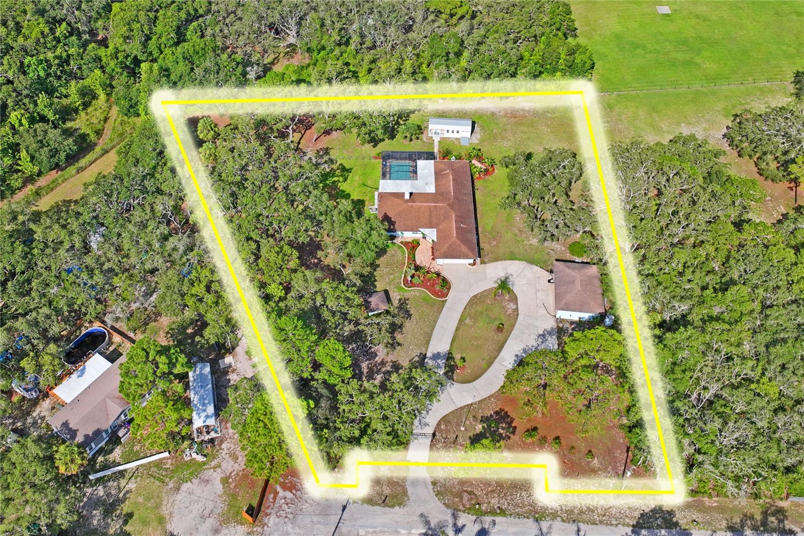 Image 28 of 100 For 17715 Fancy Lane