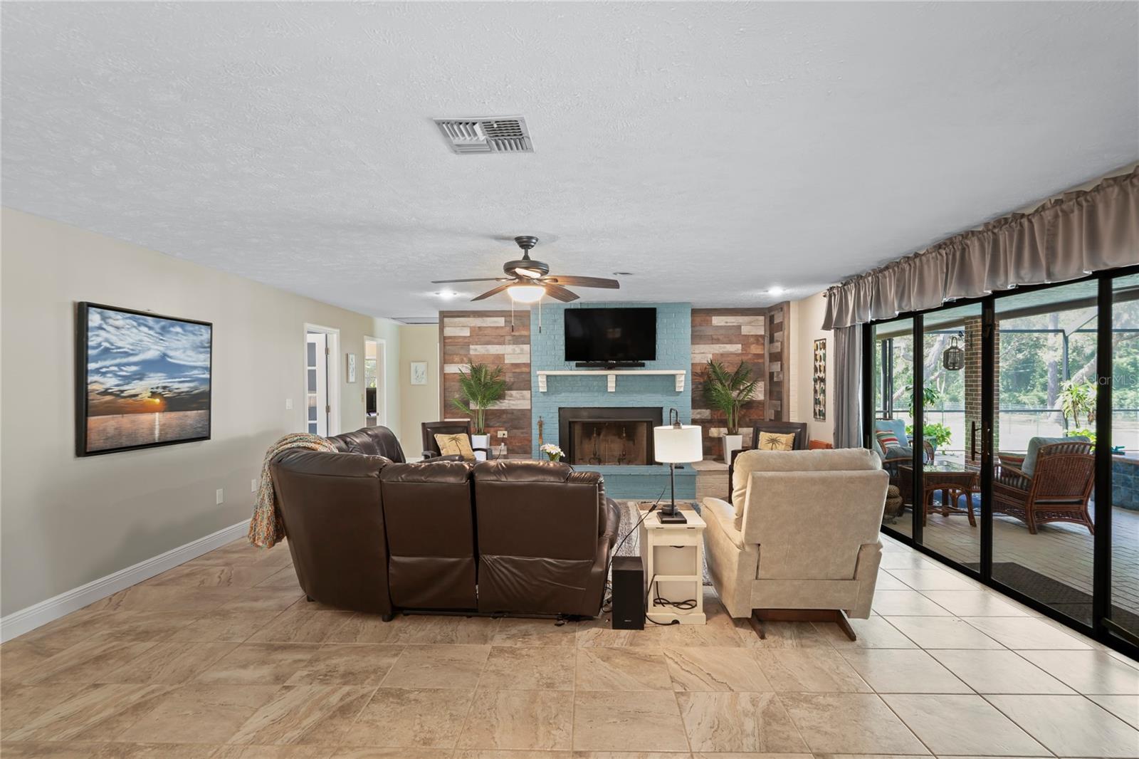 Image 40 of 100 For 17715 Fancy Lane