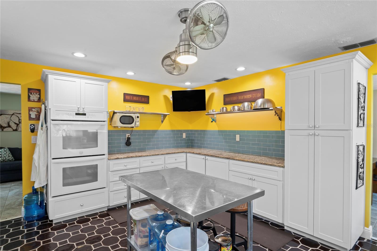 Image 44 of 100 For 17715 Fancy Lane