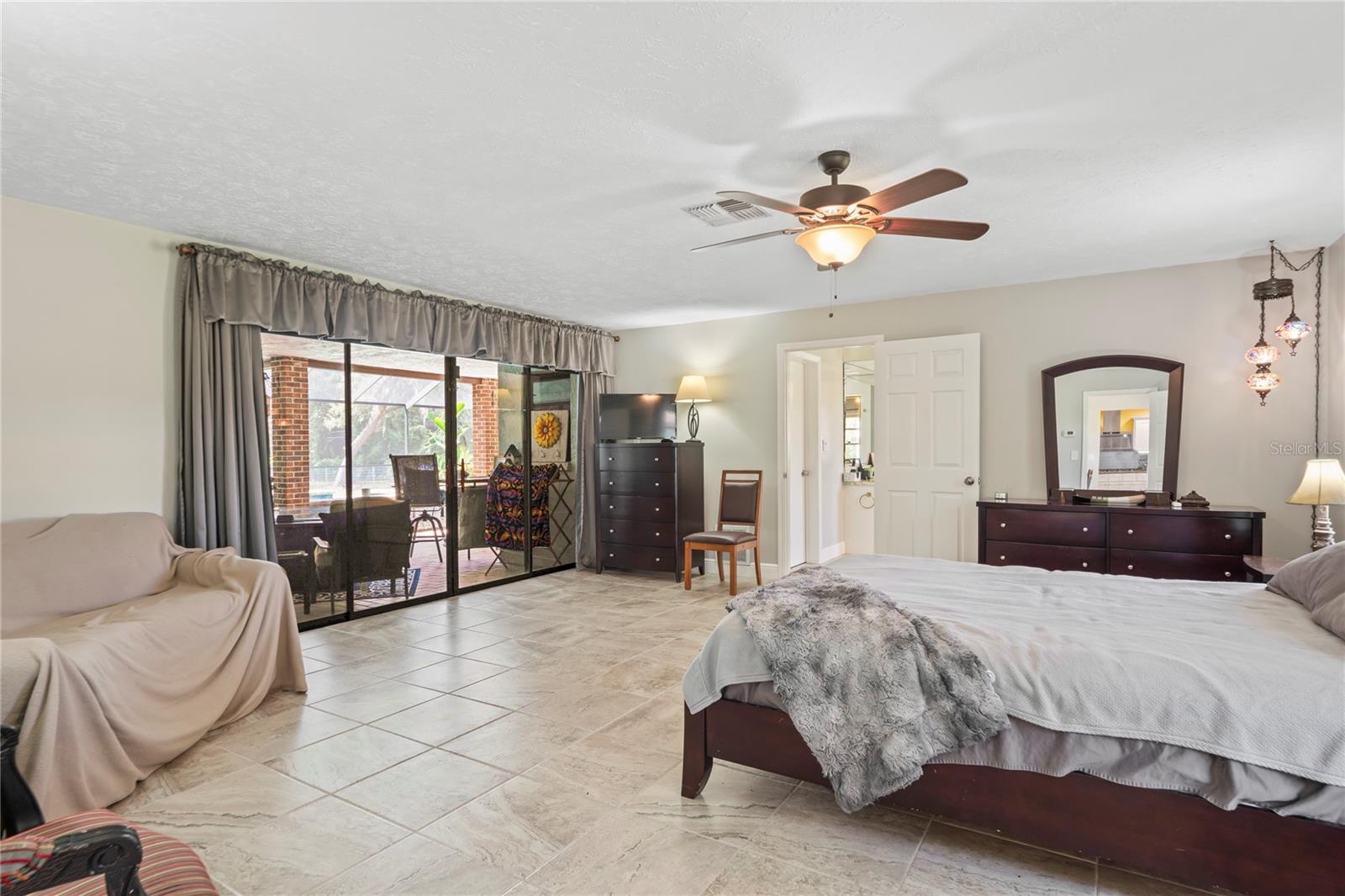 Image 47 of 100 For 17715 Fancy Lane