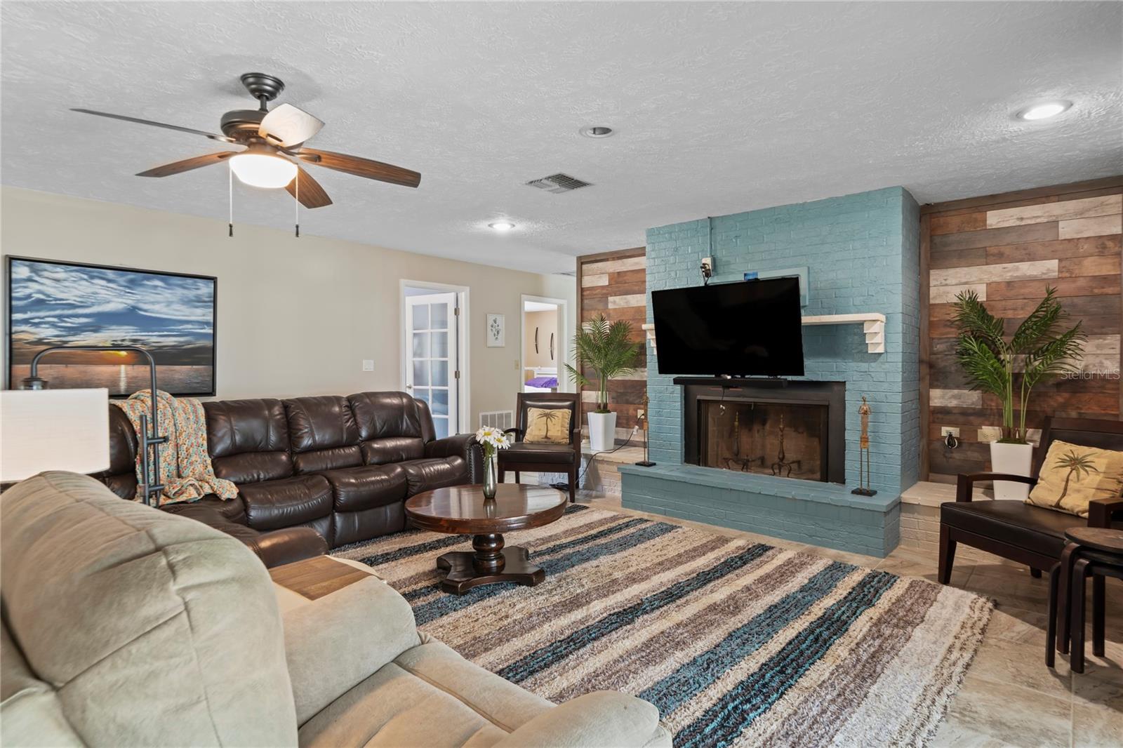 Image 9 of 100 For 17715 Fancy Lane