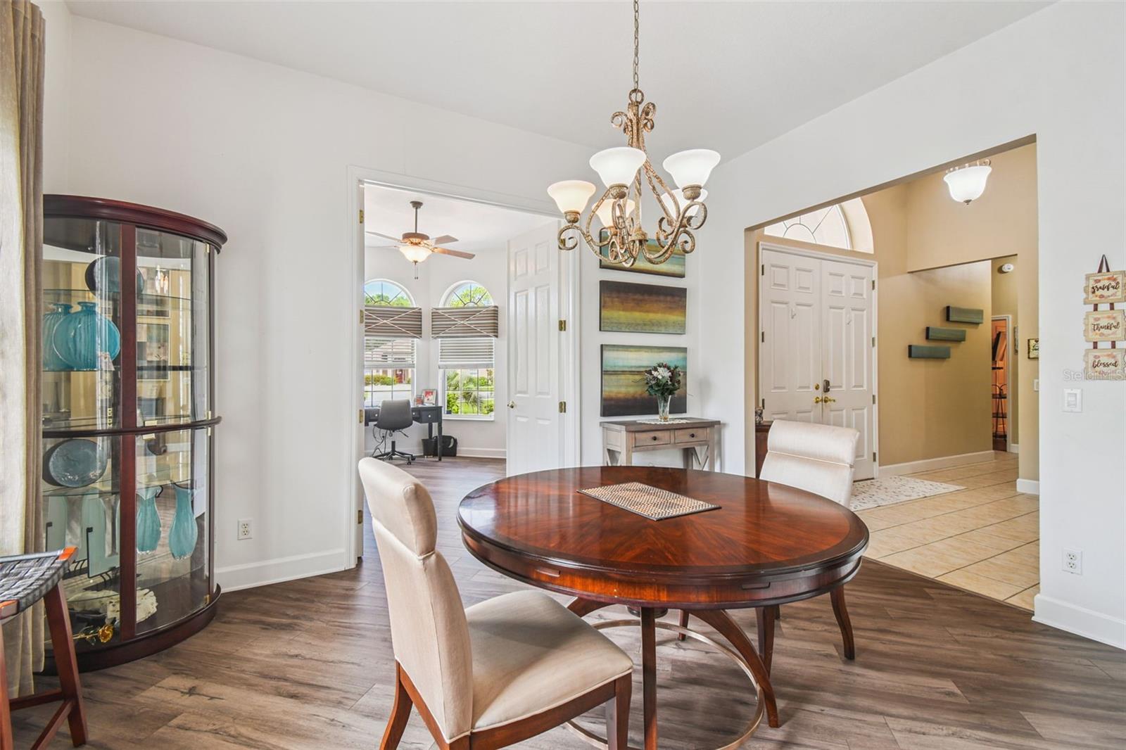 Listing photo id 12 for 440 Cobblestone Loop
