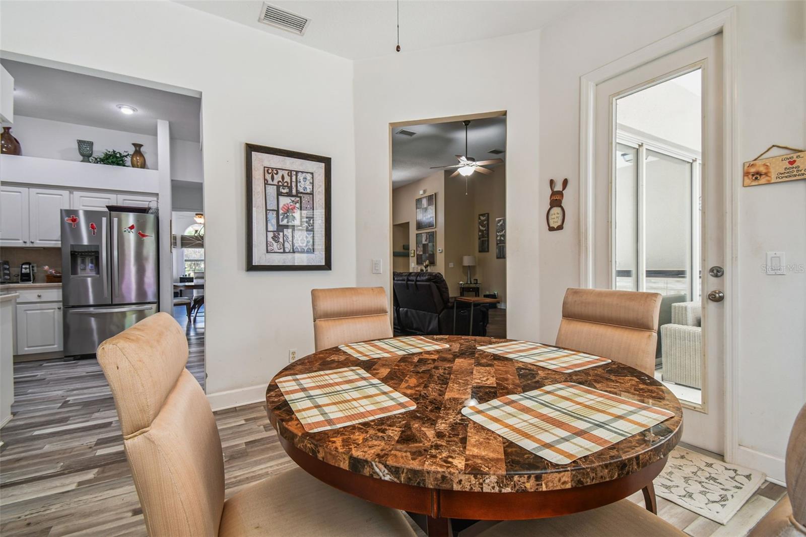 Listing photo id 26 for 440 Cobblestone Loop