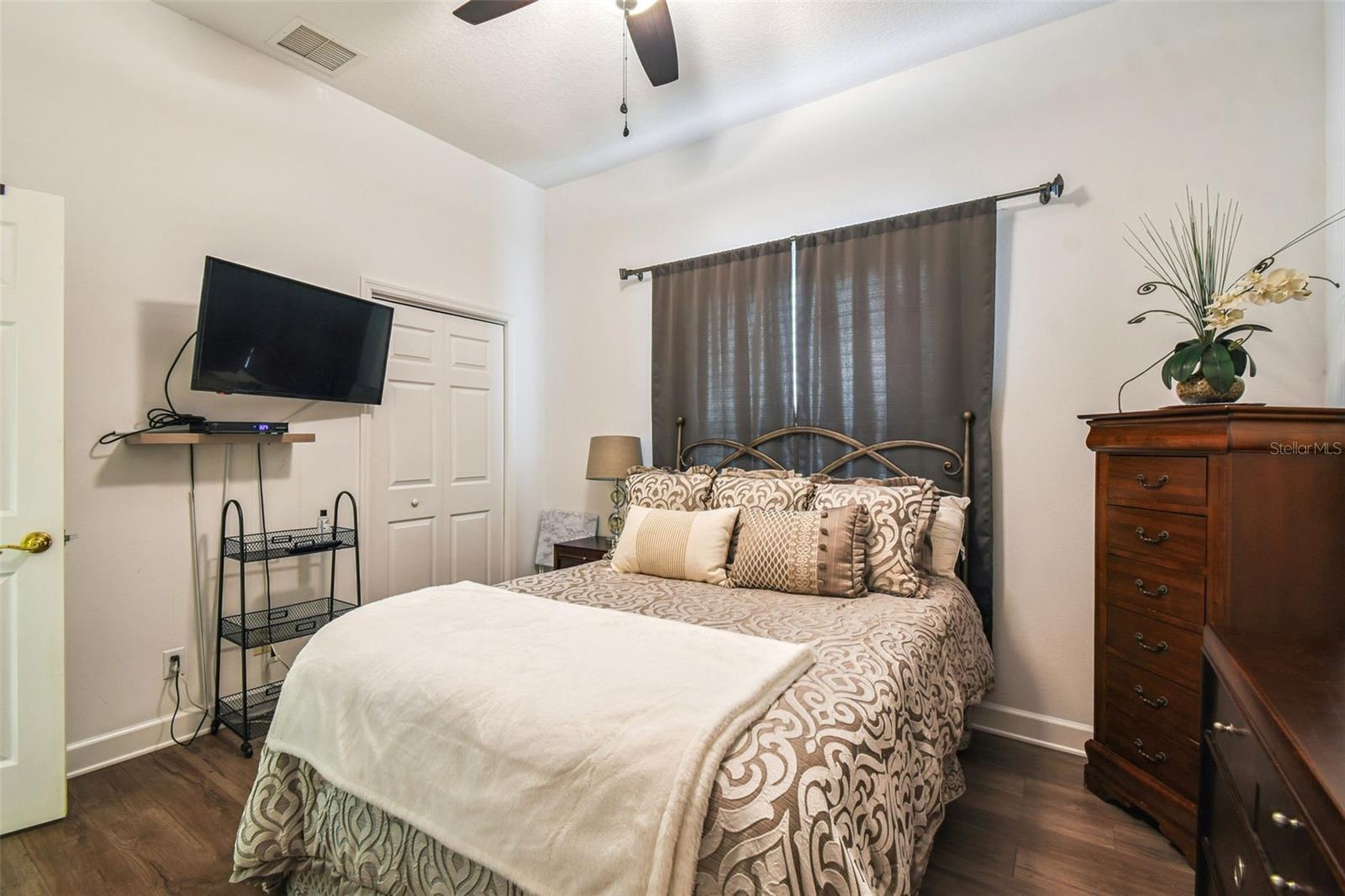 Listing photo id 46 for 440 Cobblestone Loop