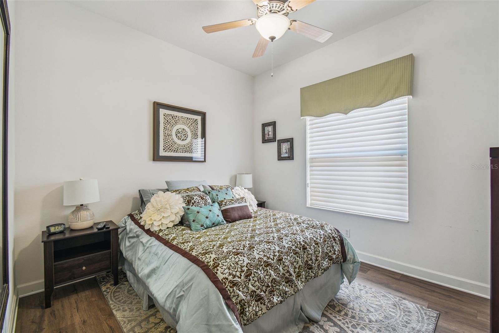 Listing photo id 48 for 440 Cobblestone Loop