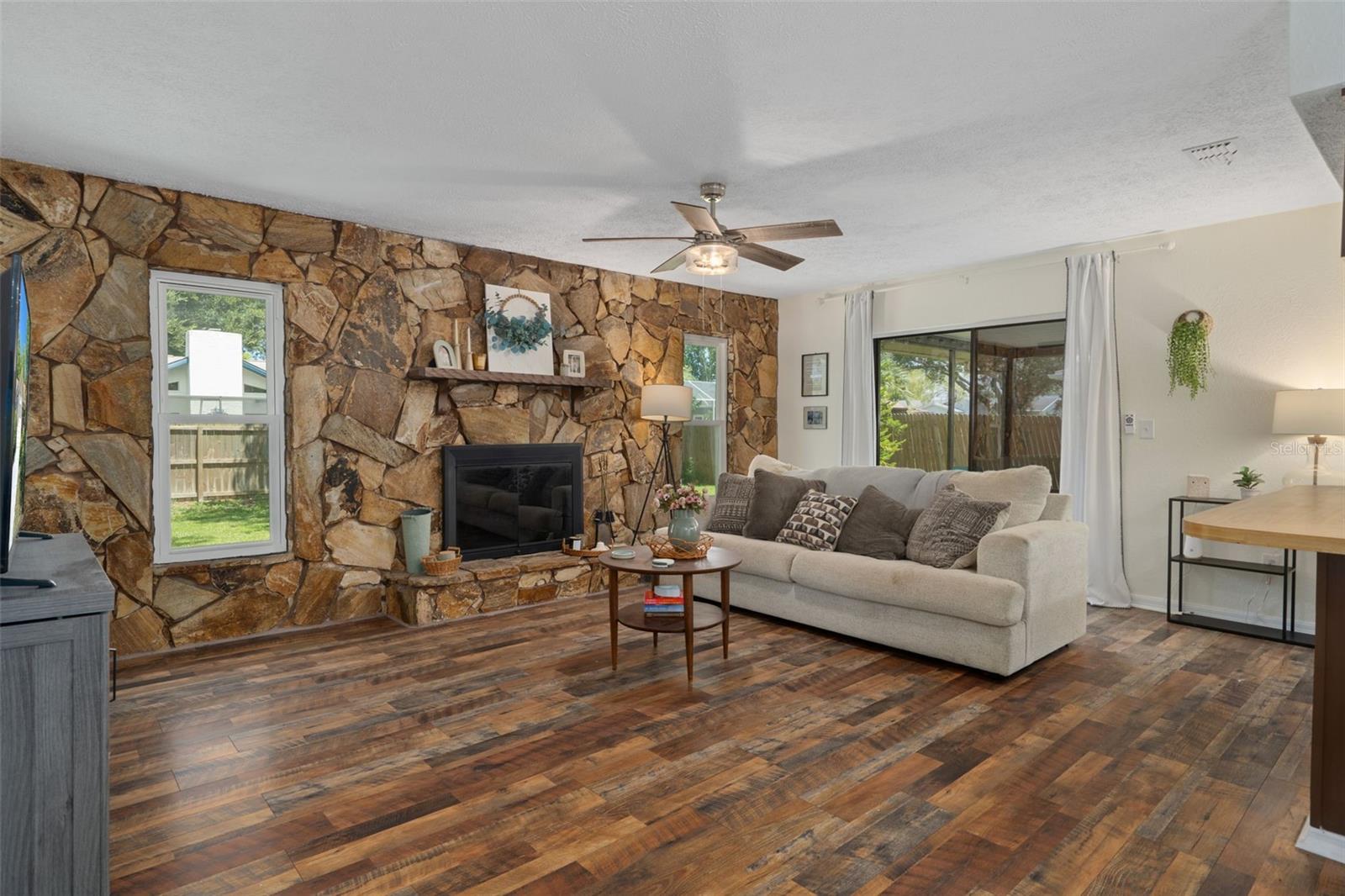 Image 11 of 28 For 7807 Duck Pond Court