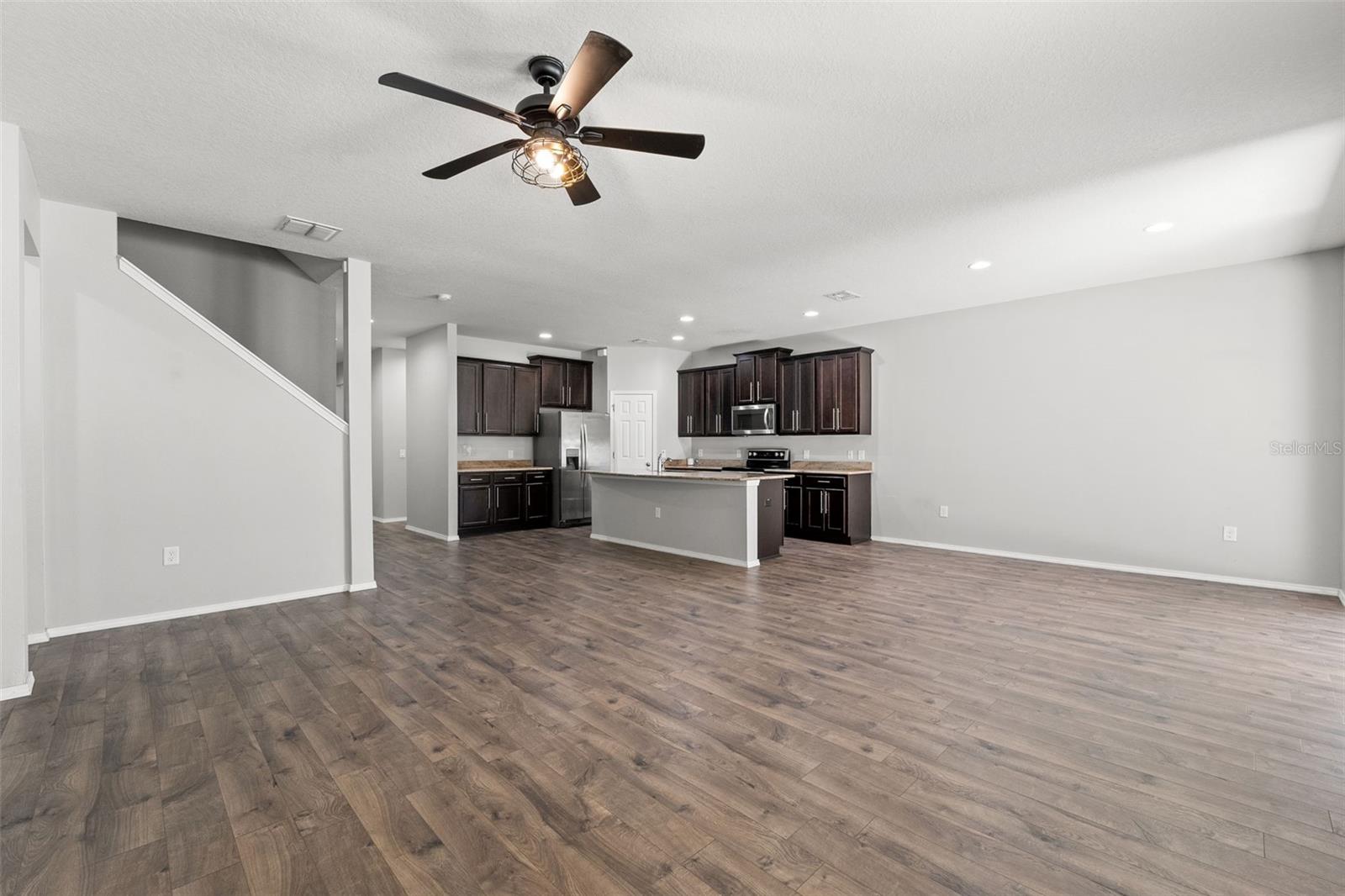 Image 12 of 61 For 15531 Stone House Drive