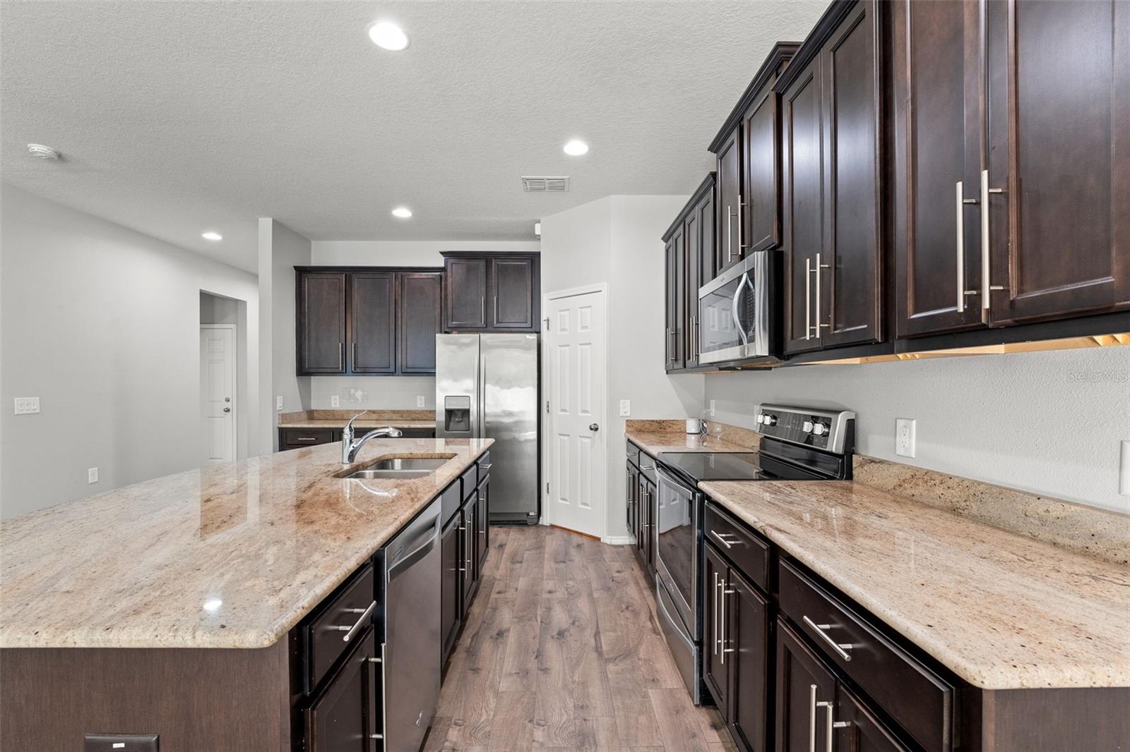 Image 14 of 61 For 15531 Stone House Drive