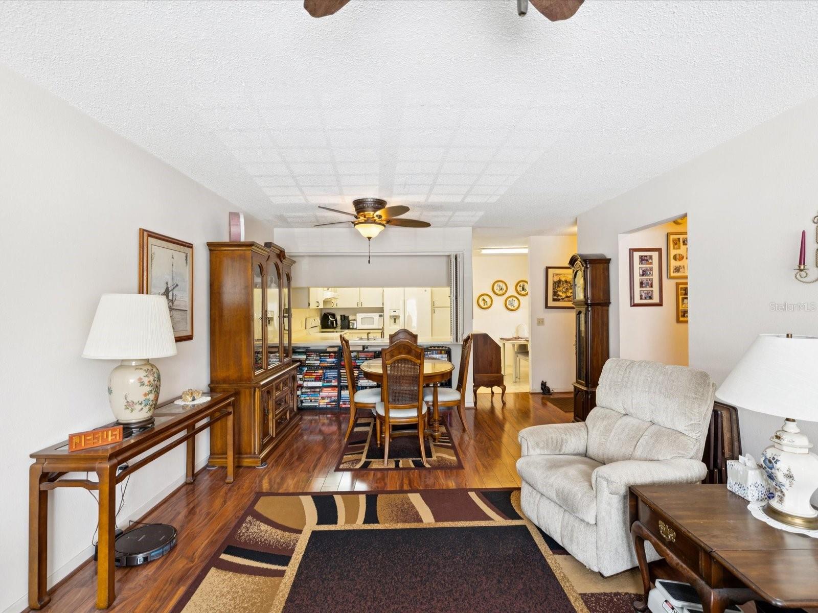 Image 18 of 48 For 12141 Spartan Way 202