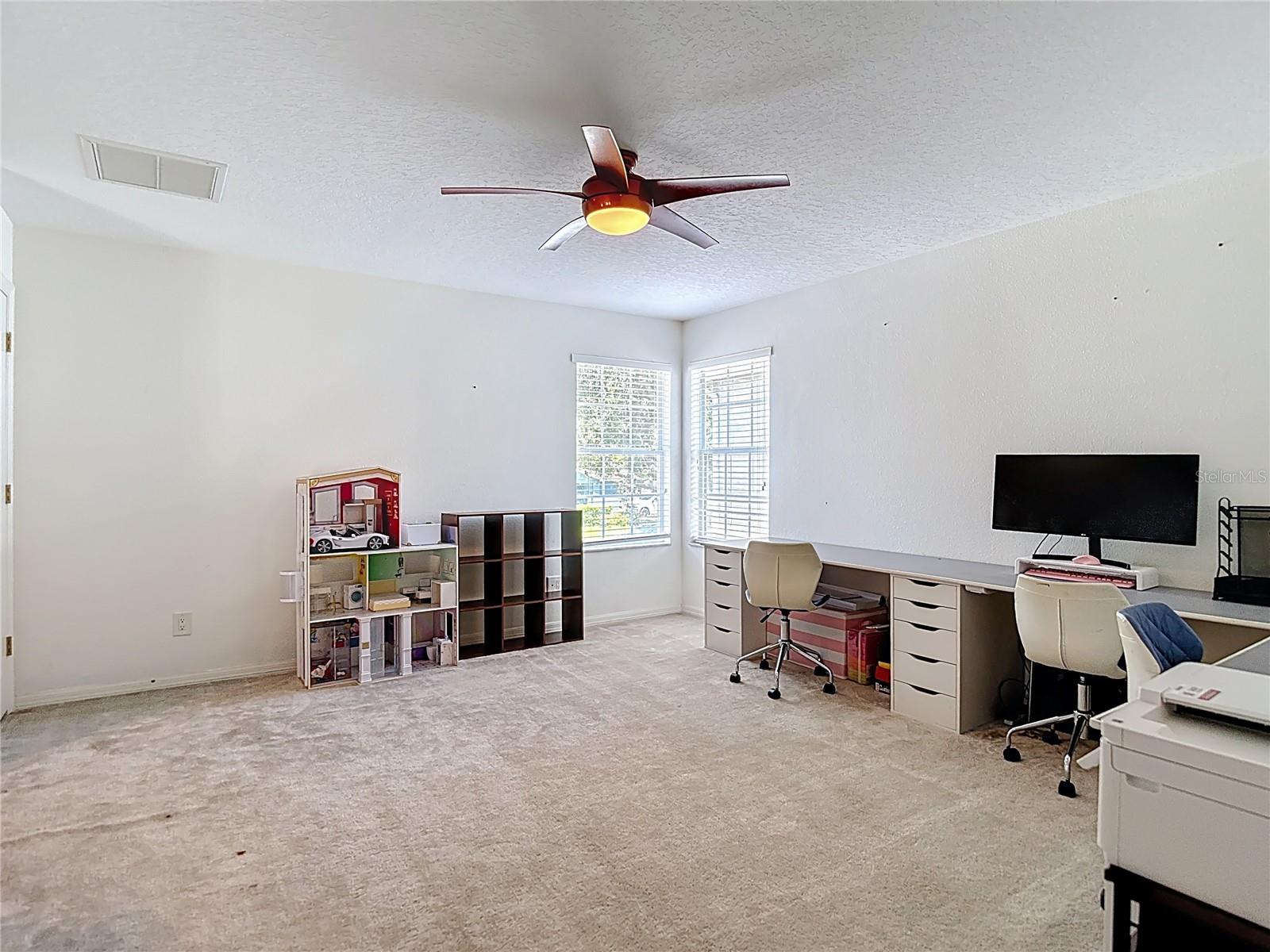 Listing photo id 30 for 9528 Baton Rouge Lane