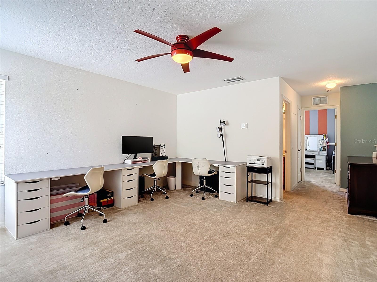 Listing photo id 33 for 9528 Baton Rouge Lane