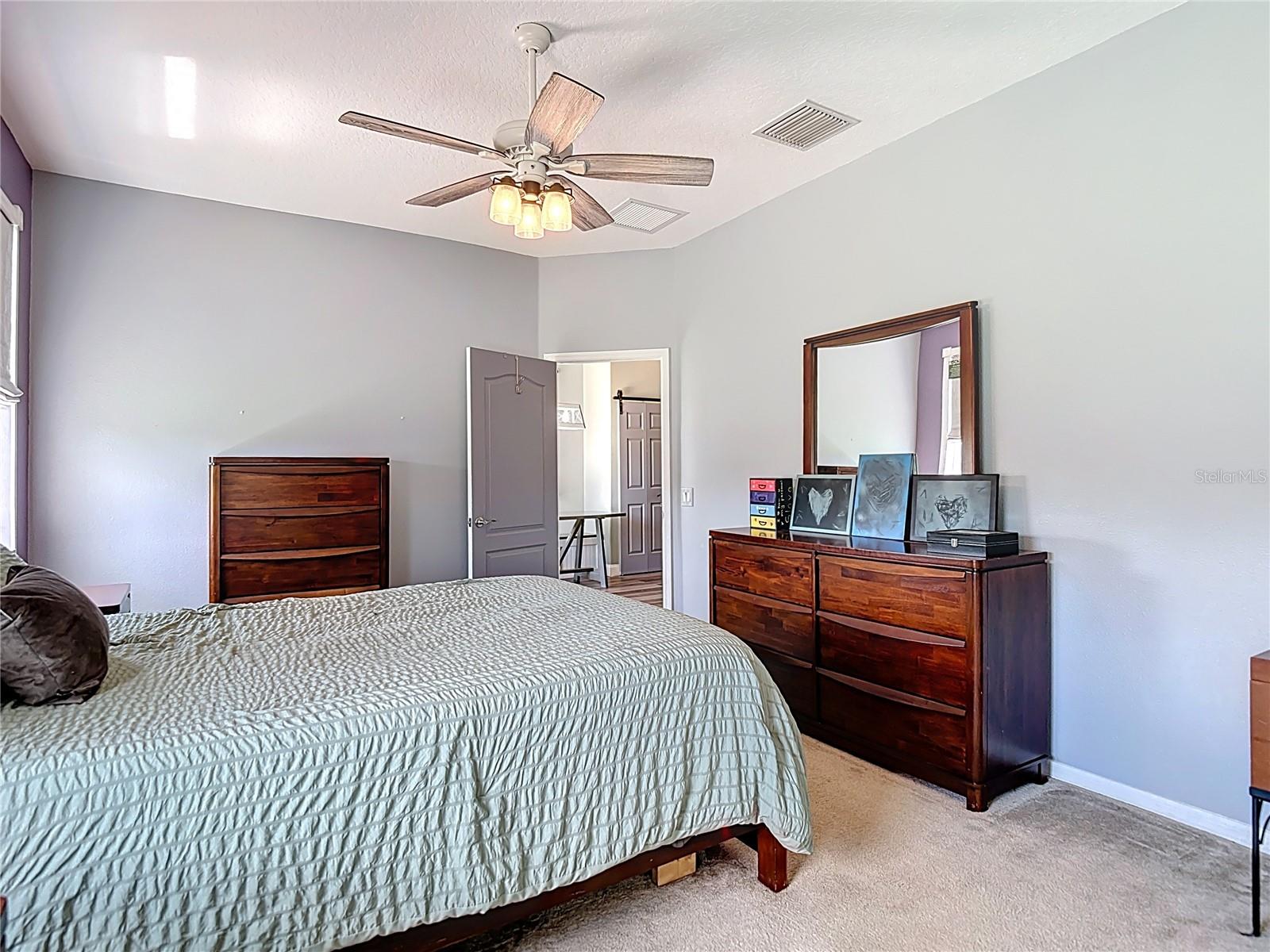 Listing photo id 37 for 9528 Baton Rouge Lane