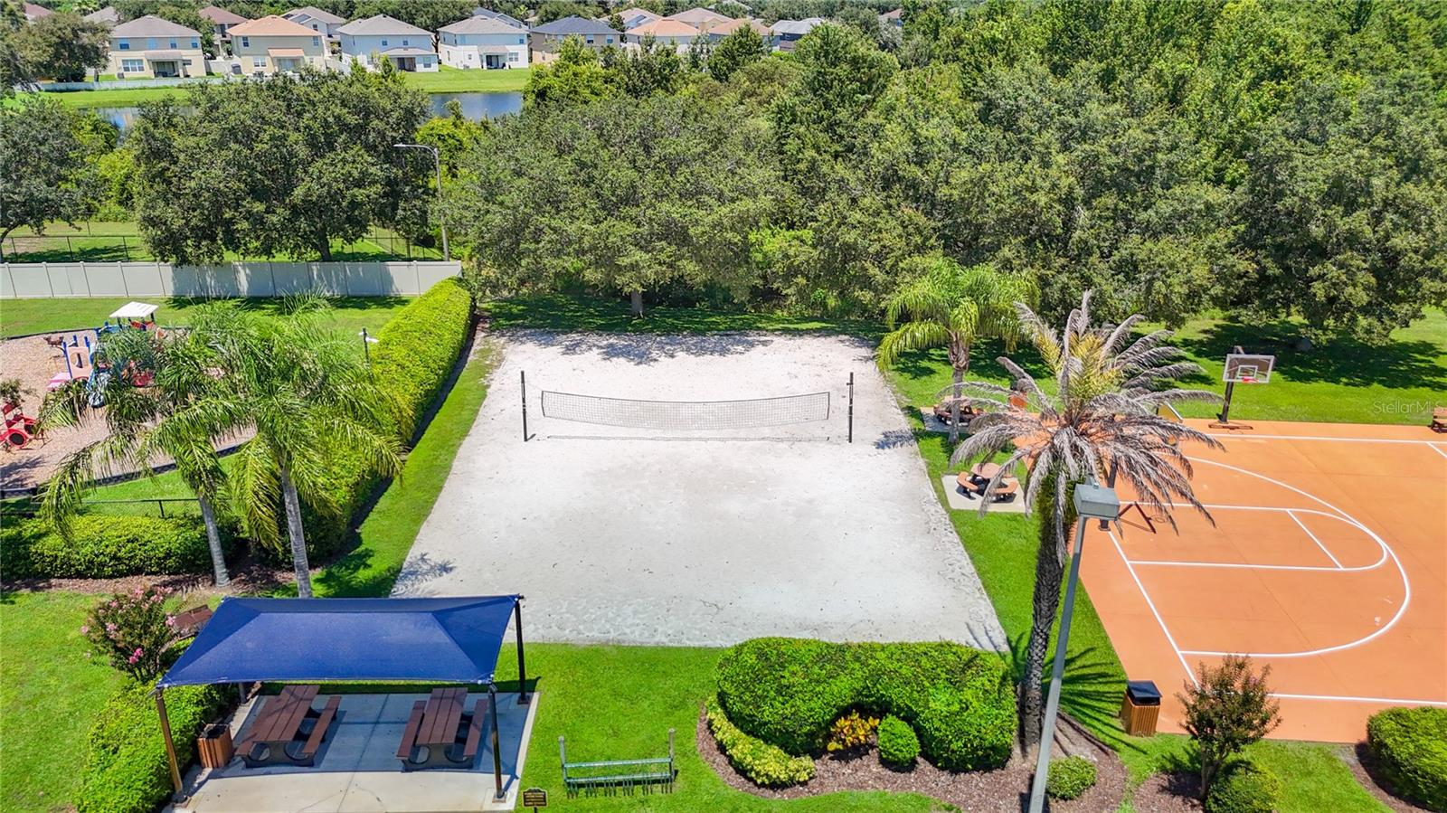 Listing photo id 76 for 9528 Baton Rouge Lane