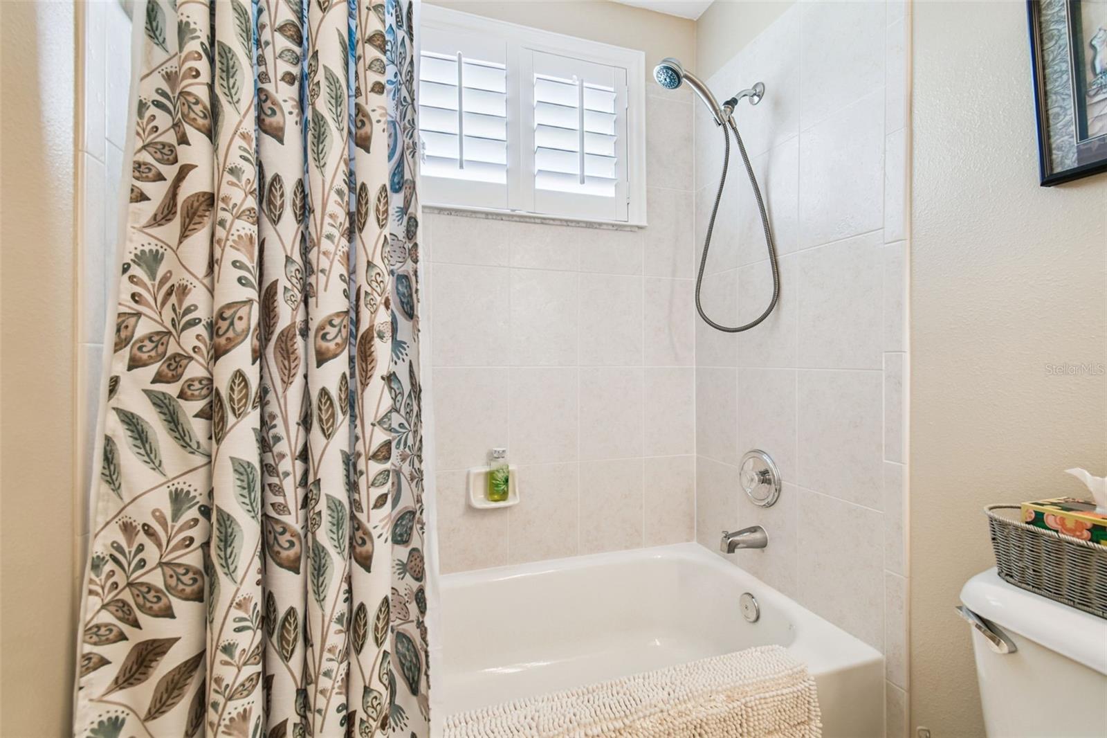Image 11 of 85 For 7605 Kinnow Court