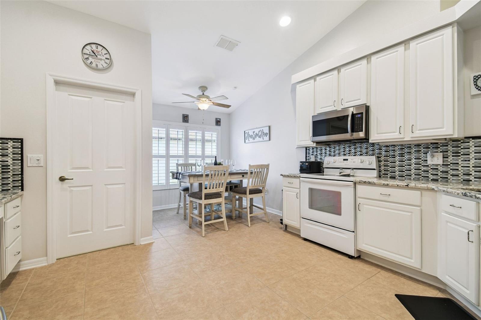 Image 16 of 85 For 7605 Kinnow Court