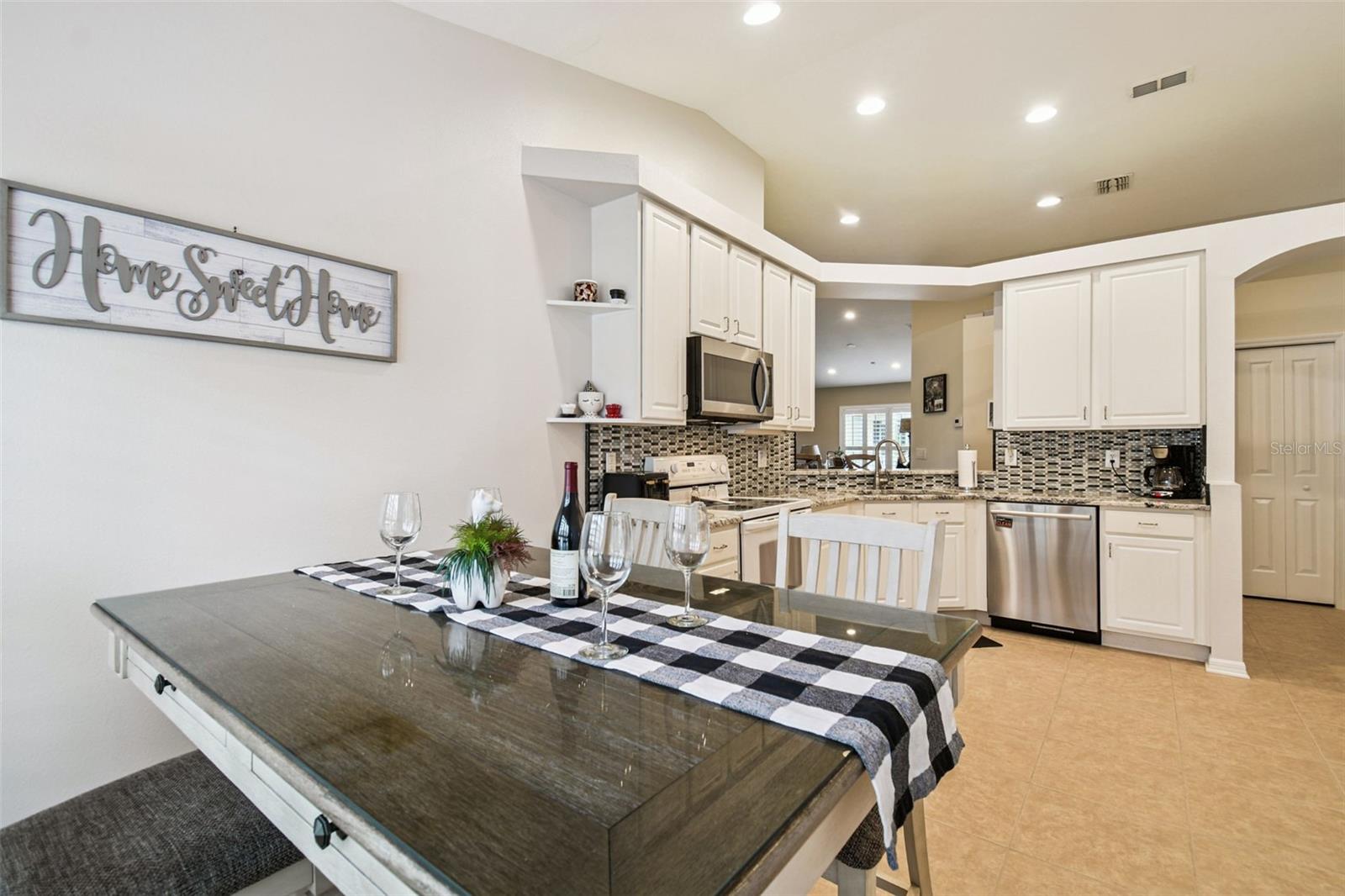 Image 23 of 85 For 7605 Kinnow Court