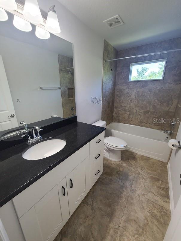 Image 19 of 29 For 5041 Royal Palms Way 203