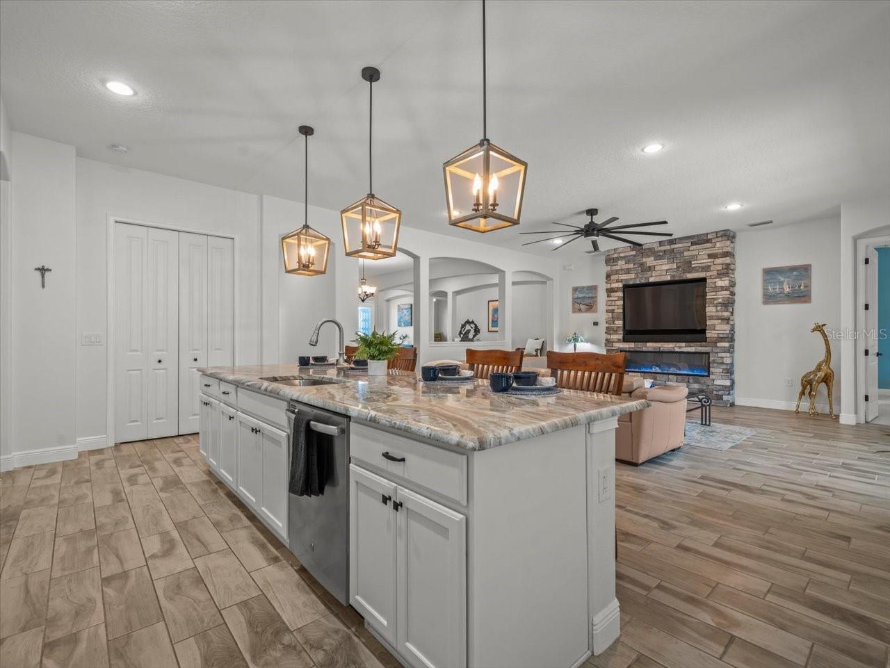 Image 11 of 63 For 12854 Weatherstone Drive