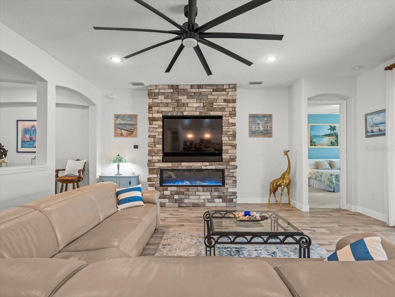 Image 20 of 63 For 12854 Weatherstone Drive