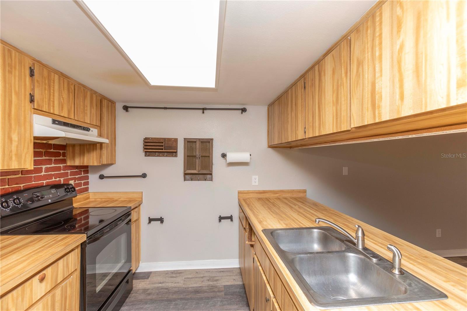 Image 7 of 42 For 5820 Church Avenue 463
