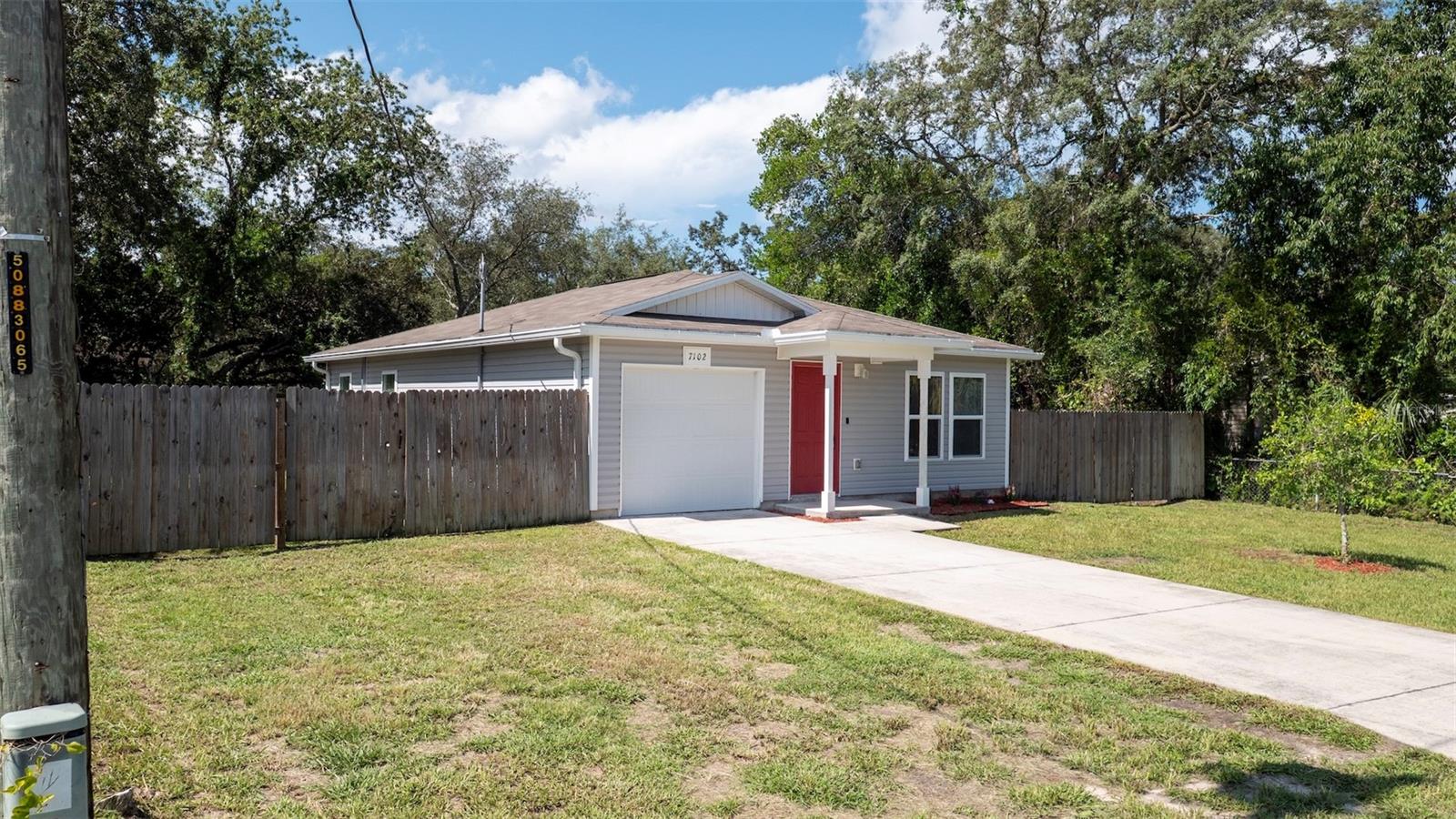 Listing photo id 1 for 7102 Centerwood Avenue