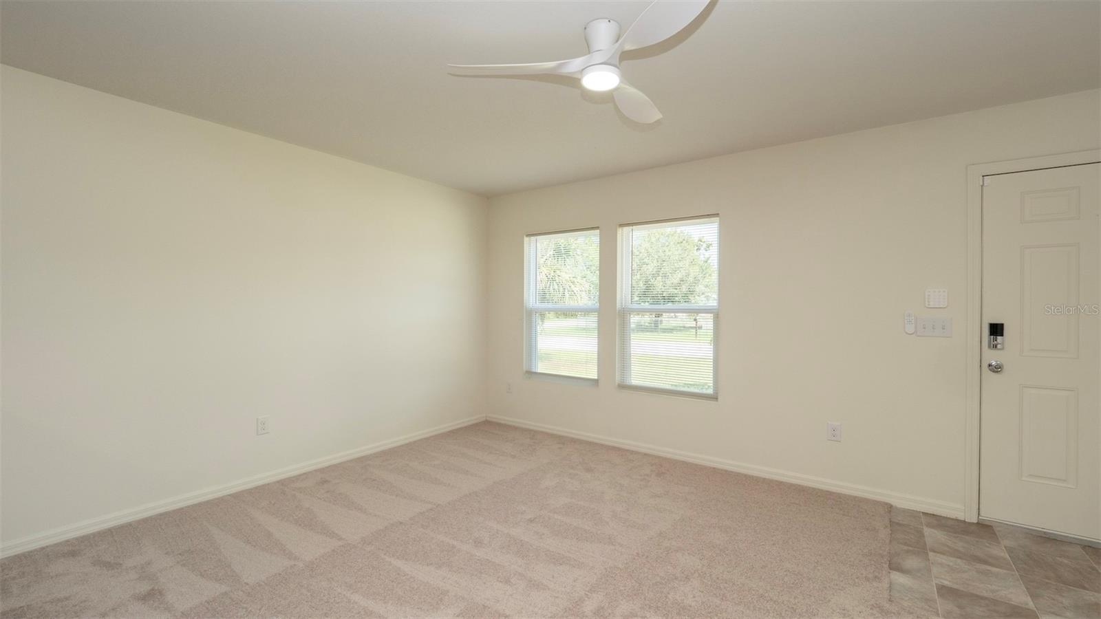 Listing photo id 5 for 7102 Centerwood Avenue