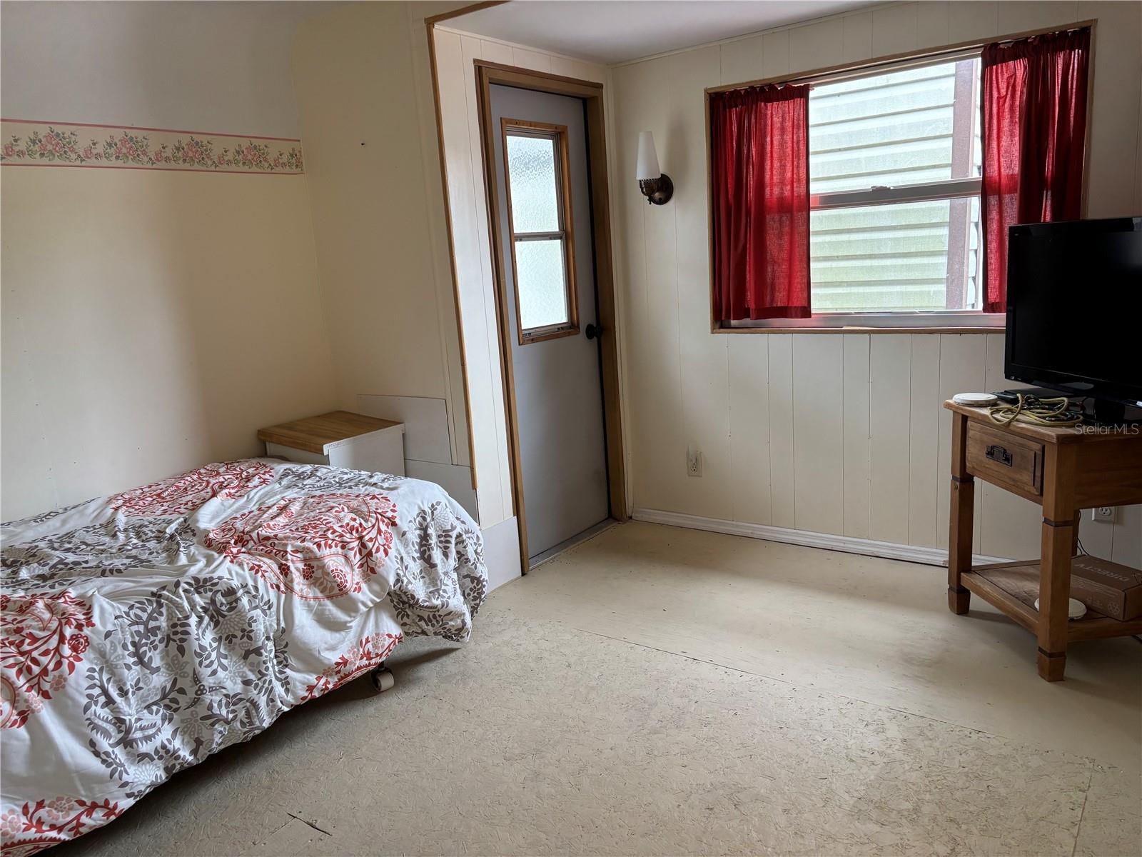 Image 12 of 49 For 2092 Culbreath Road D21