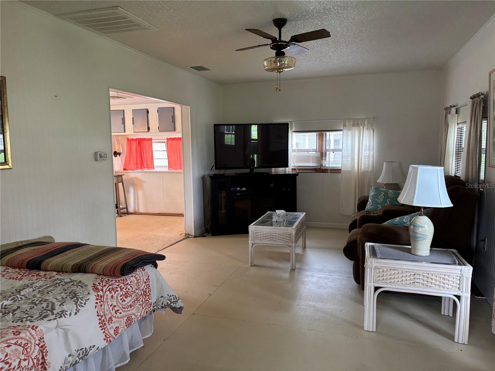 Image 20 of 49 For 2092 Culbreath Road D21