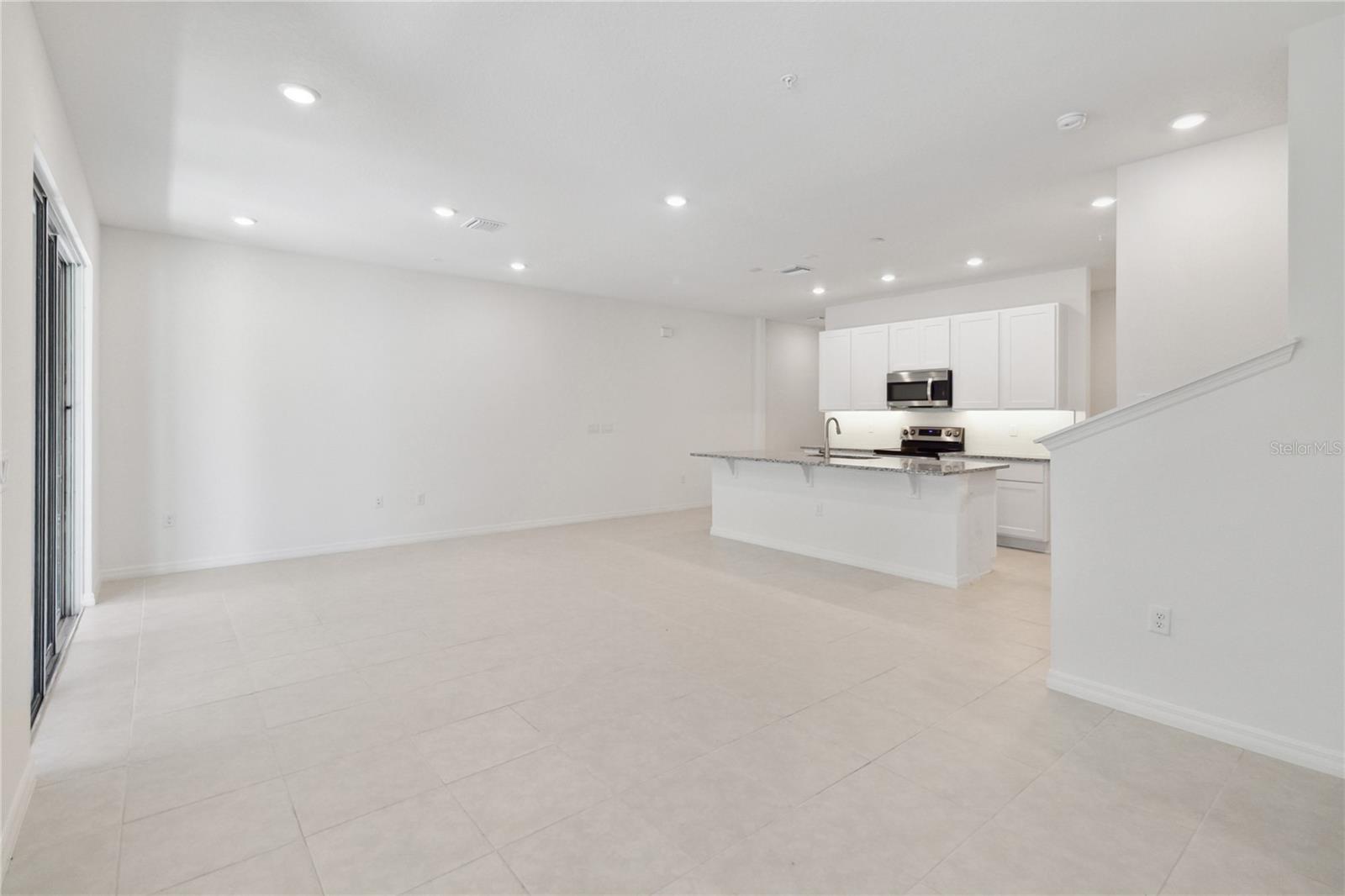 Image 8 of 24 For 5277 Luisa Court