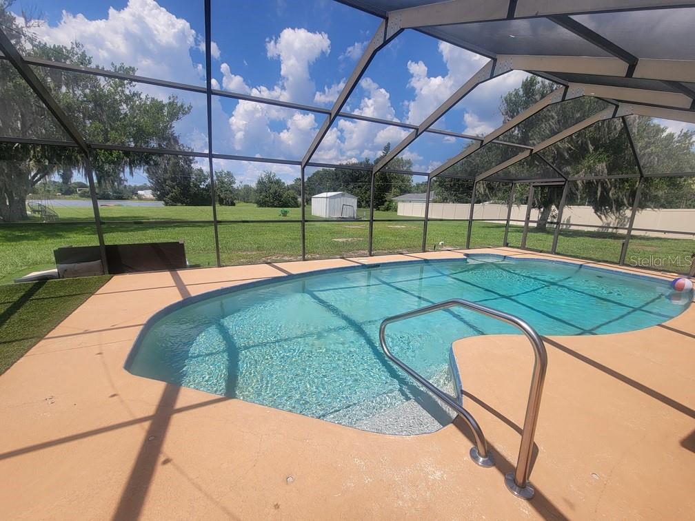 Image 21 of 27 For 20847 Lake Patience Road