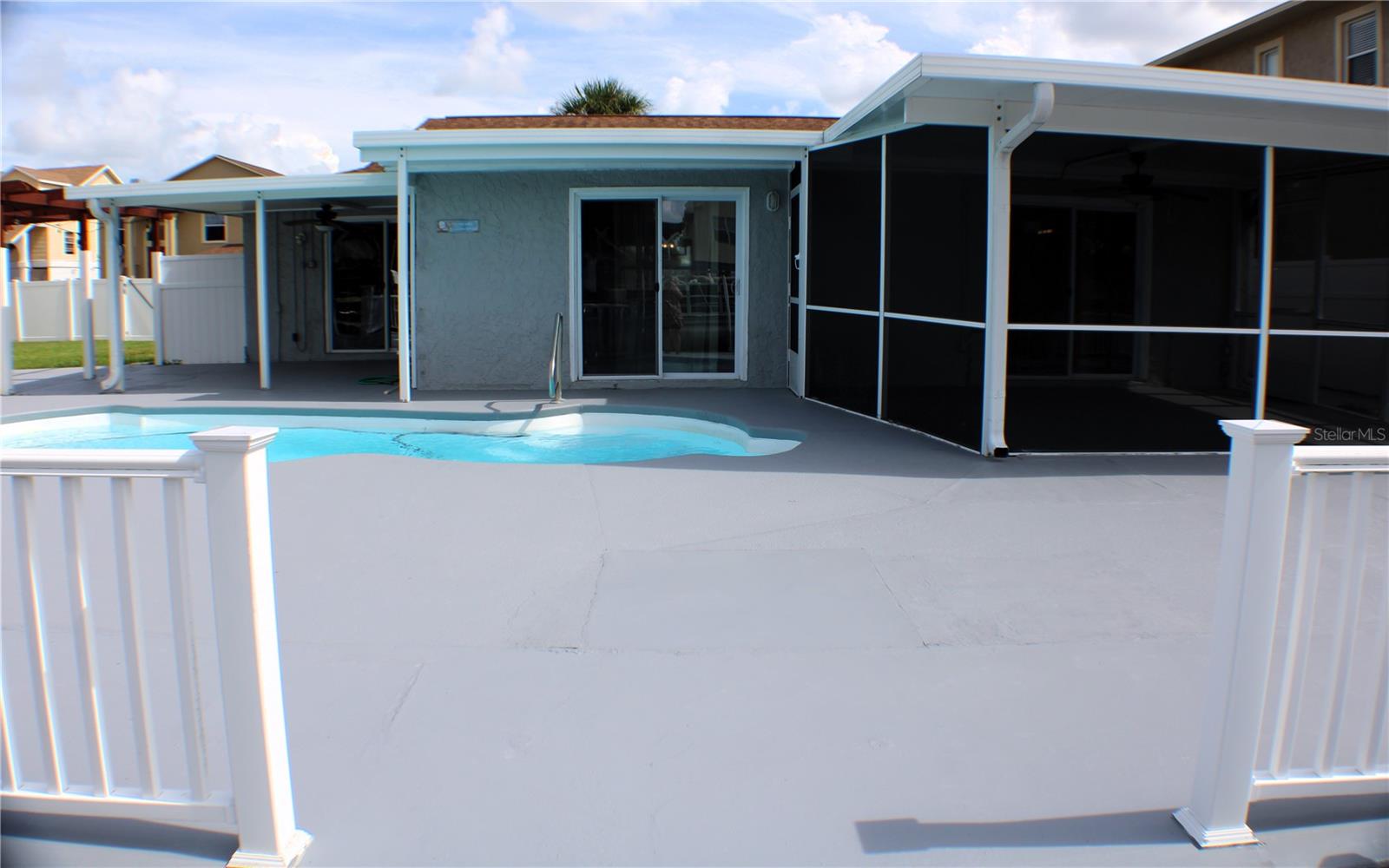 Image 36 of 49 For 7400 Islander Lane